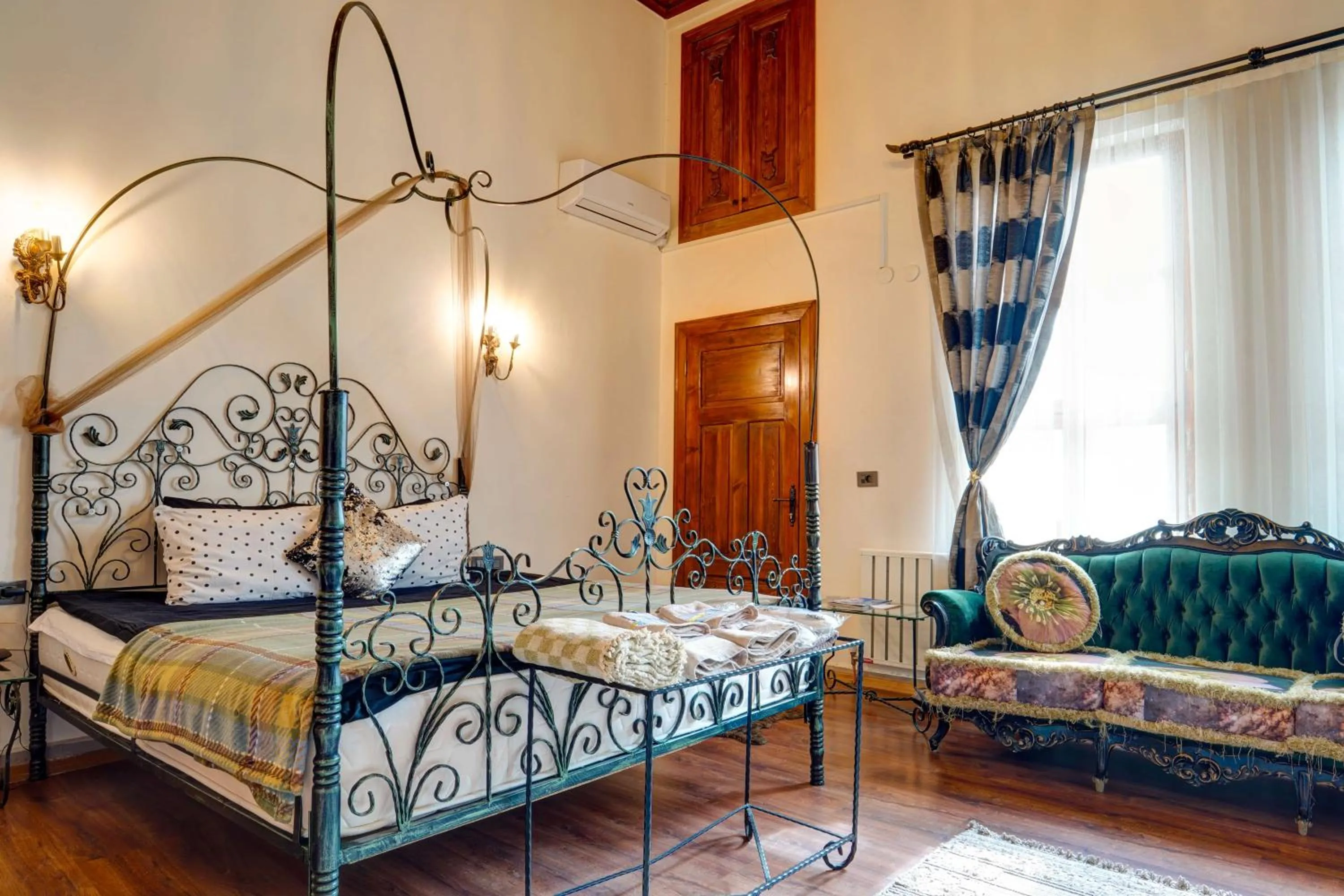 Bed in Kerem ile Aslı Butik Hotel