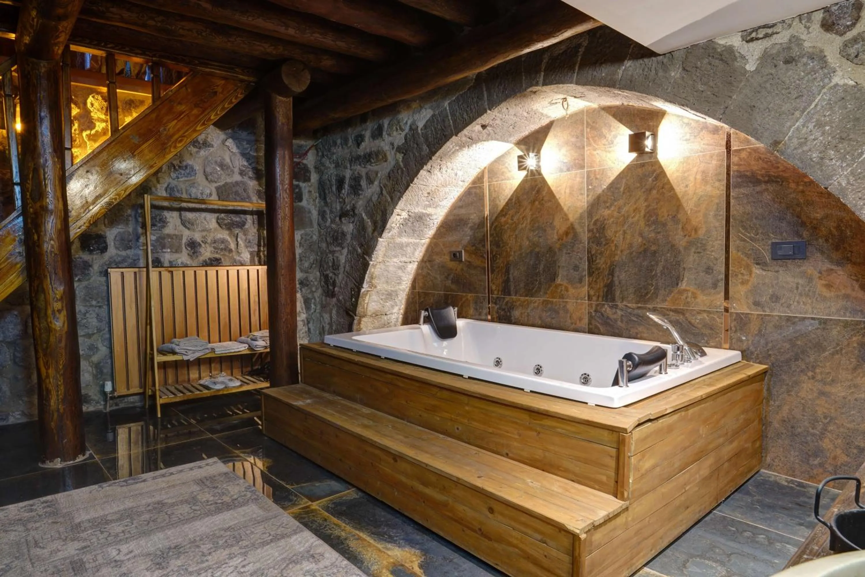 Hot Tub in Kerem ile Aslı Butik Hotel