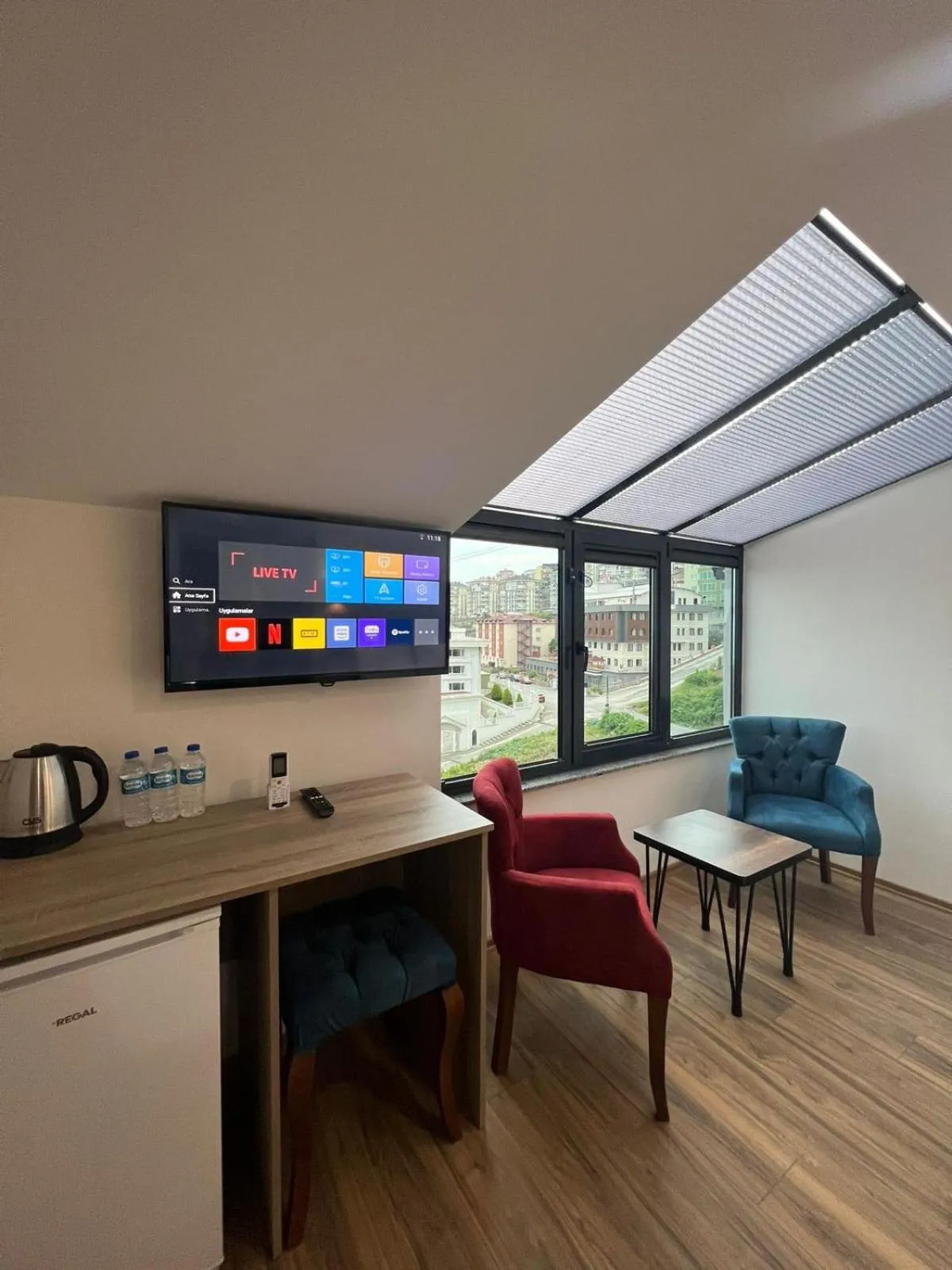 Natural landscape in Melissa Suite