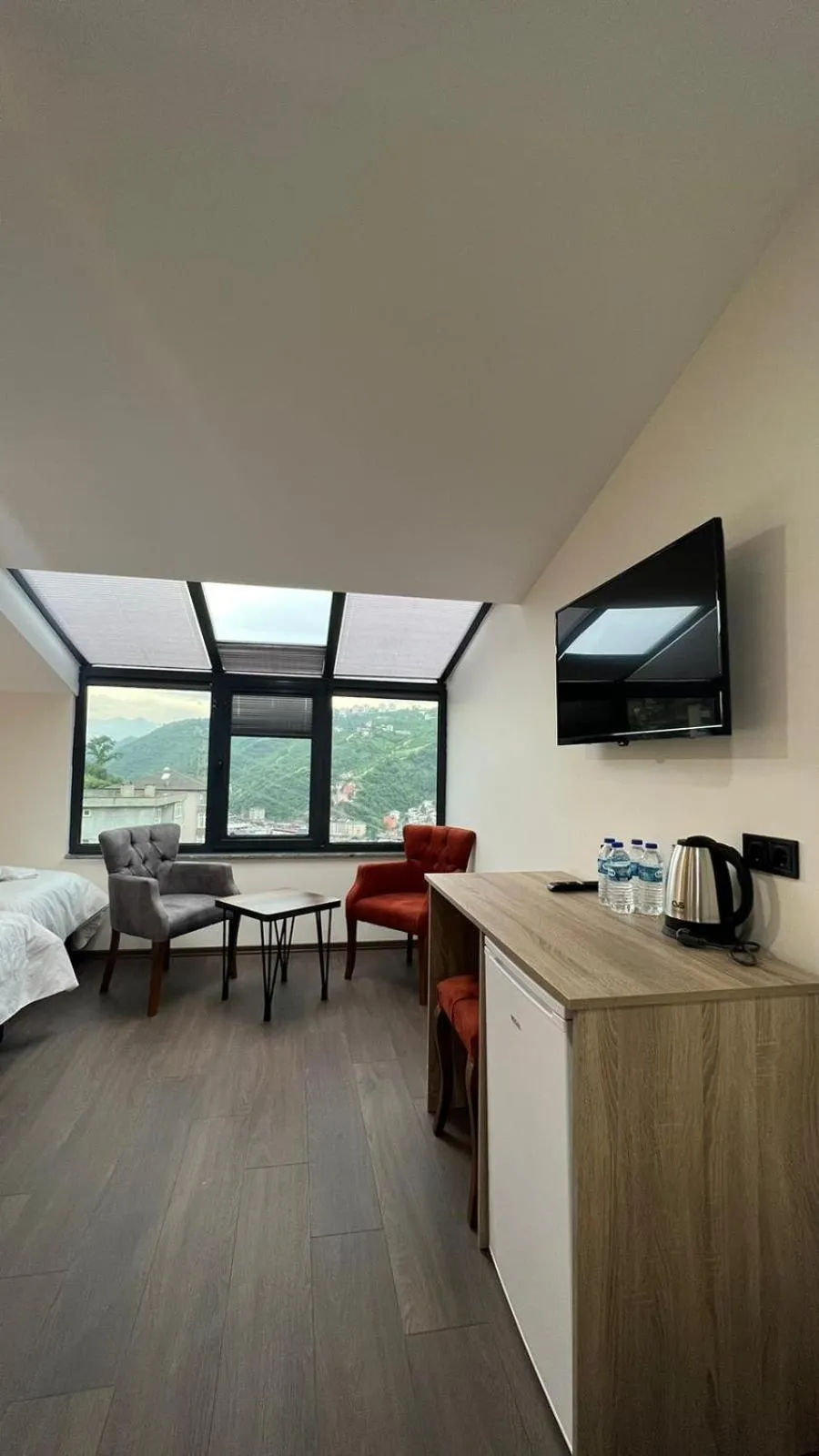 Bed in Melissa Suite