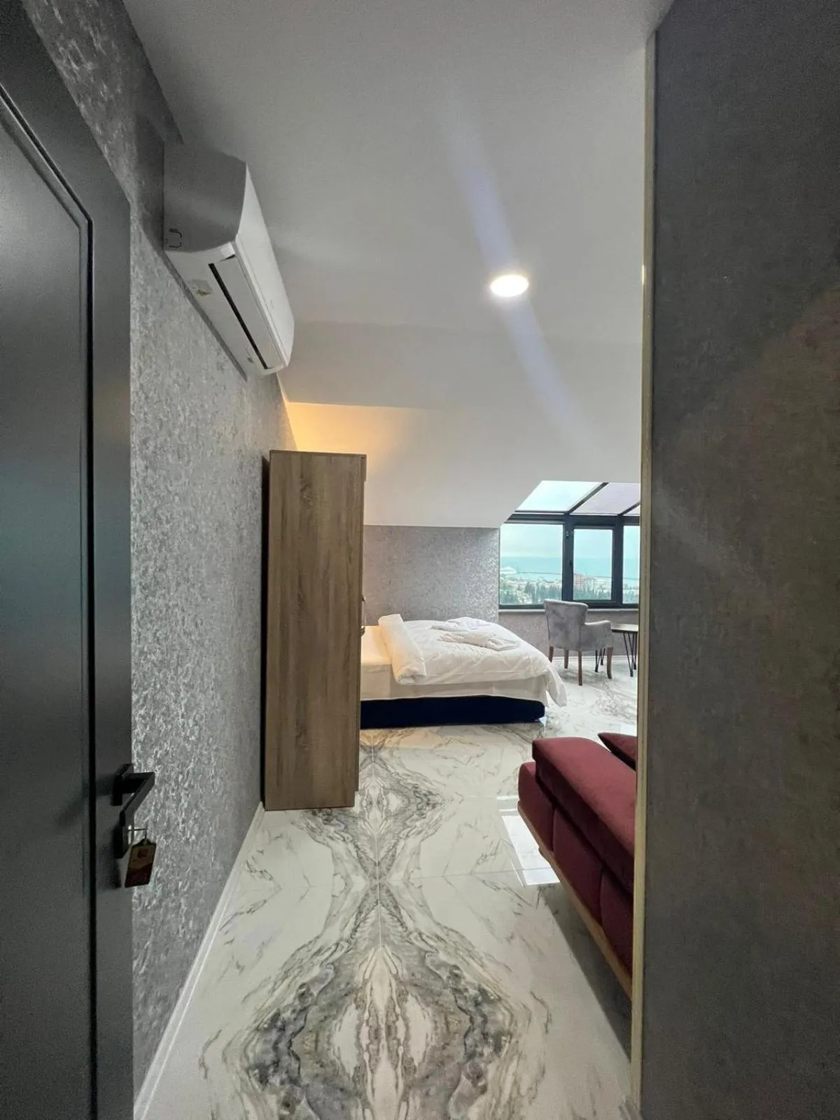 Bed in Melissa Suite