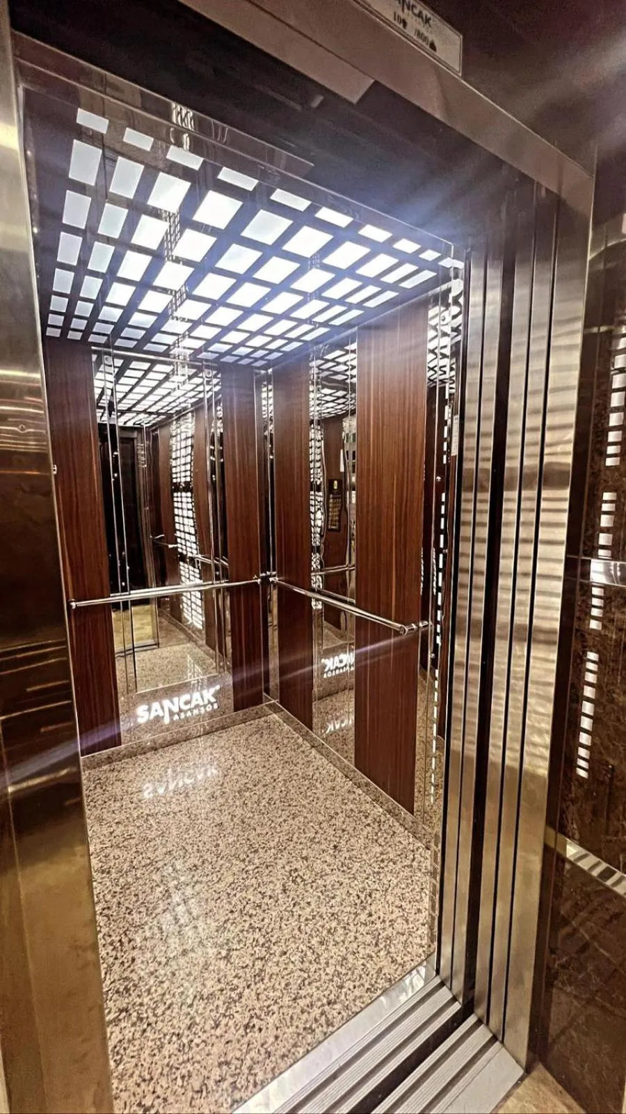 elevator in Melissa Suite