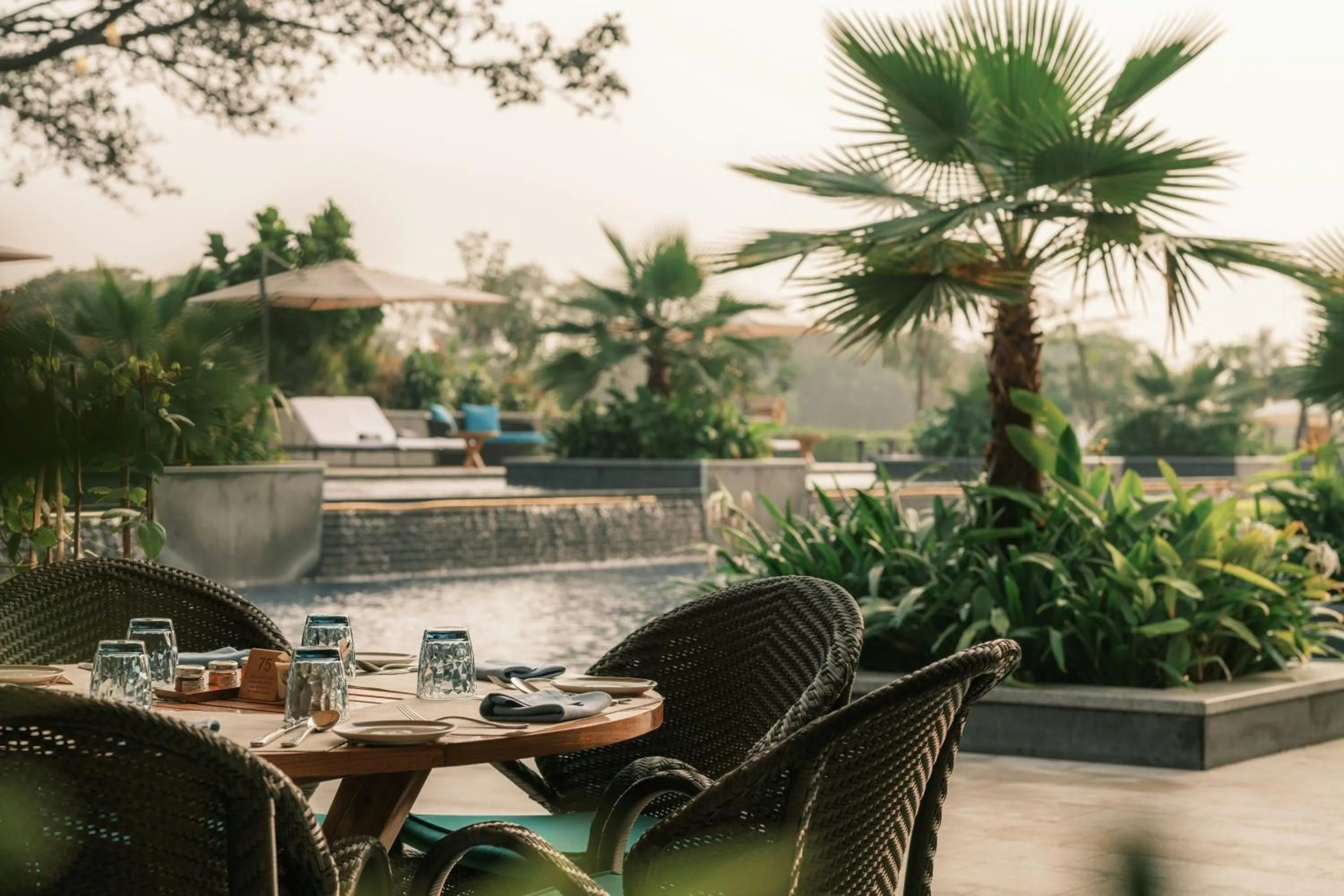 Restaurant/places to eat in JW Marriott Hotel Bengaluru Prestige Golfshire Resort & Spa