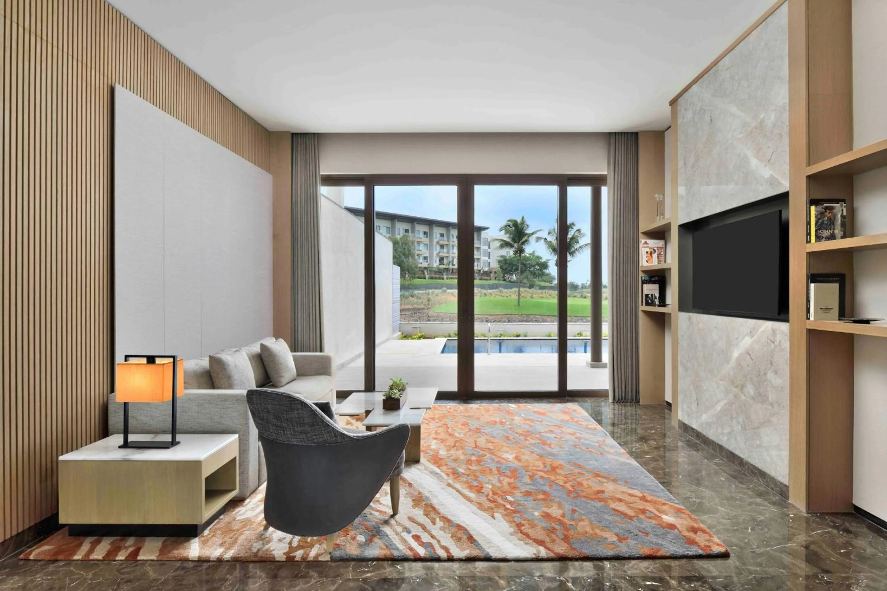 Swimming pool in JW Marriott Hotel Bengaluru Prestige Golfshire Resort & Spa