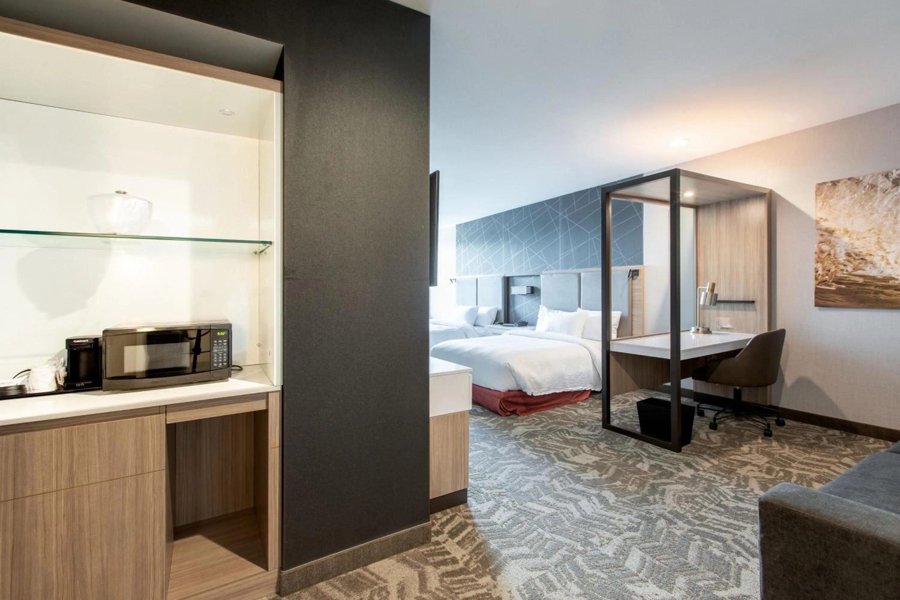 Suite with Two Queen Trundle Beds  in SpringHill Suites by Marriott Chester