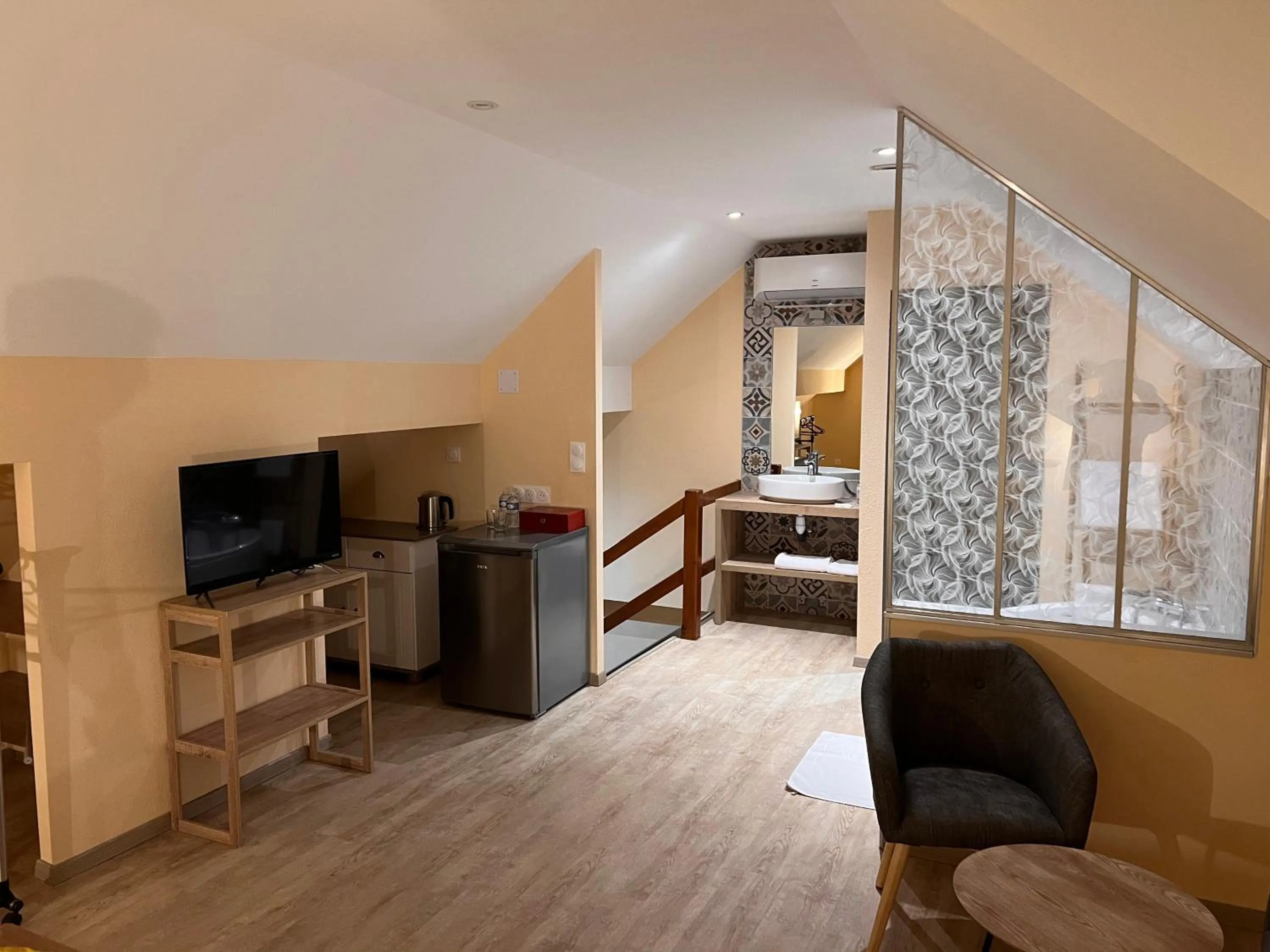 TV and multimedia, Bed in OLGA Chambre D'hôte "Betty 3"