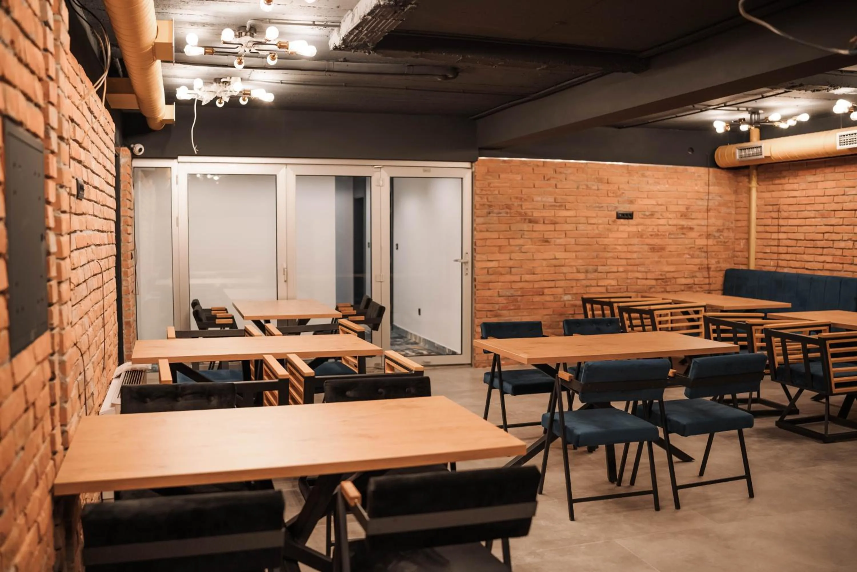 Restaurant/places to eat in Hotel Carpe Diem