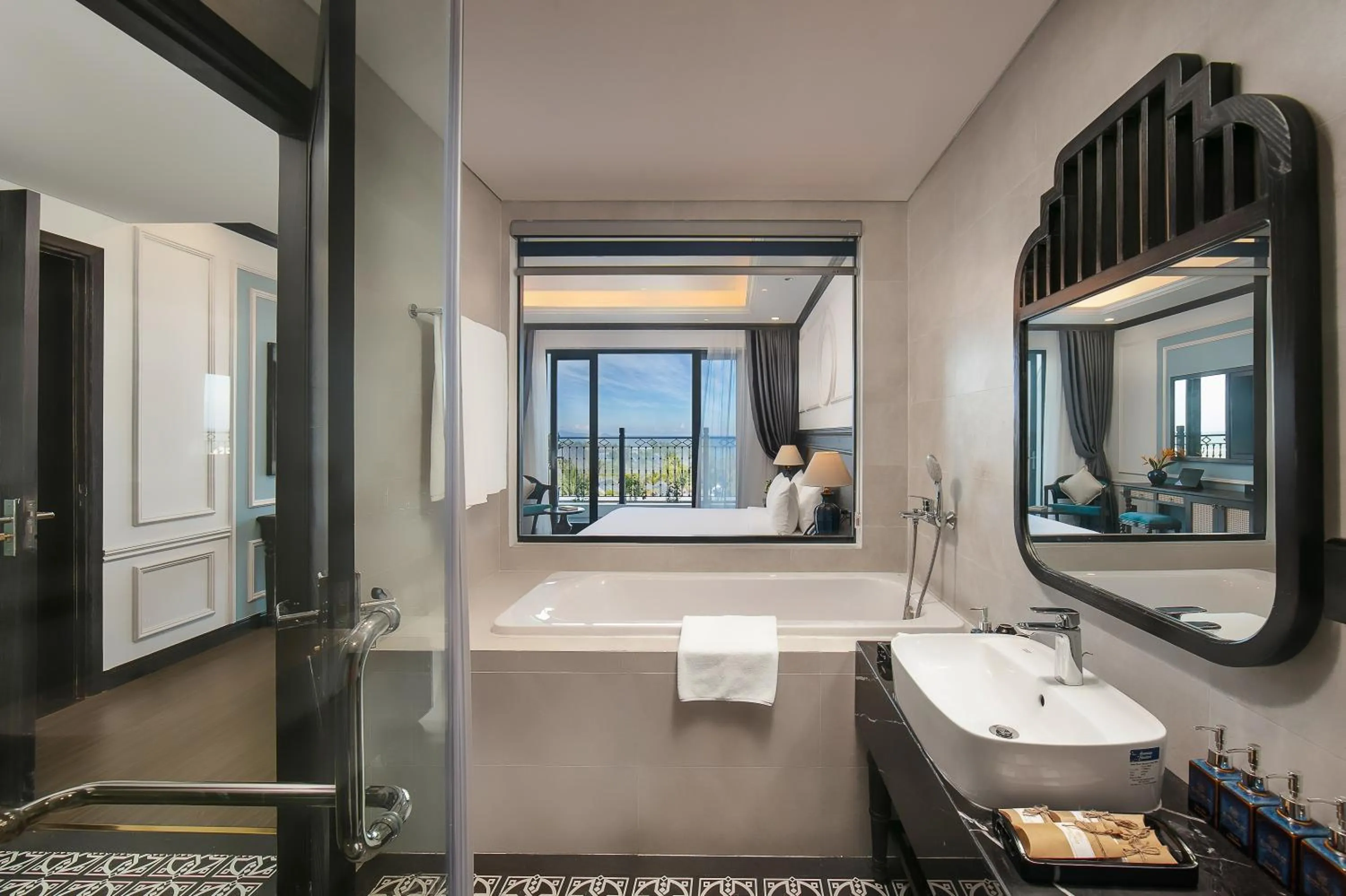 Shower in Bliss Hoi An Beach Resort & Wellness