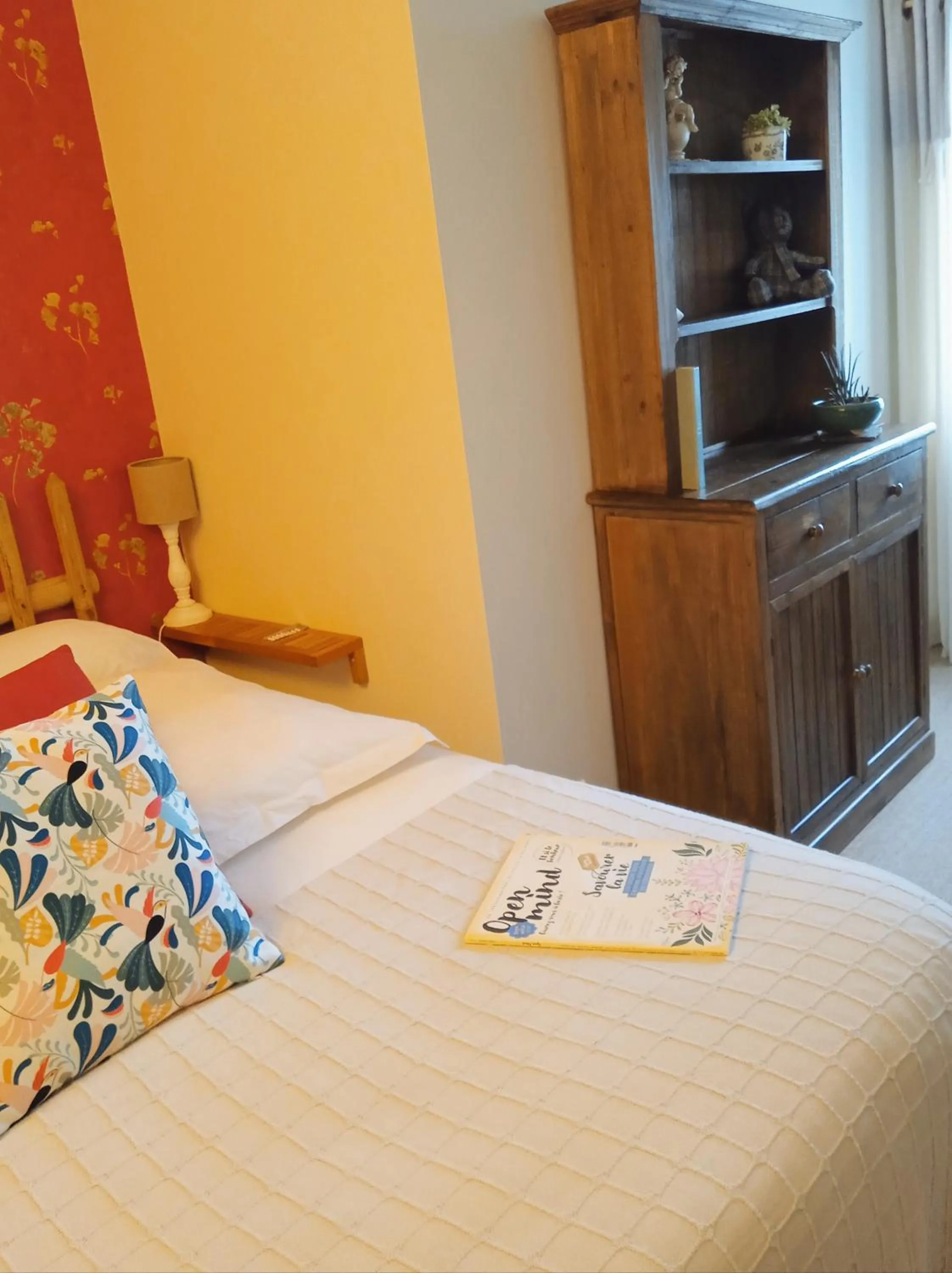 Bedroom, Bed in Chambre d'Hôtes - l'Ephémère