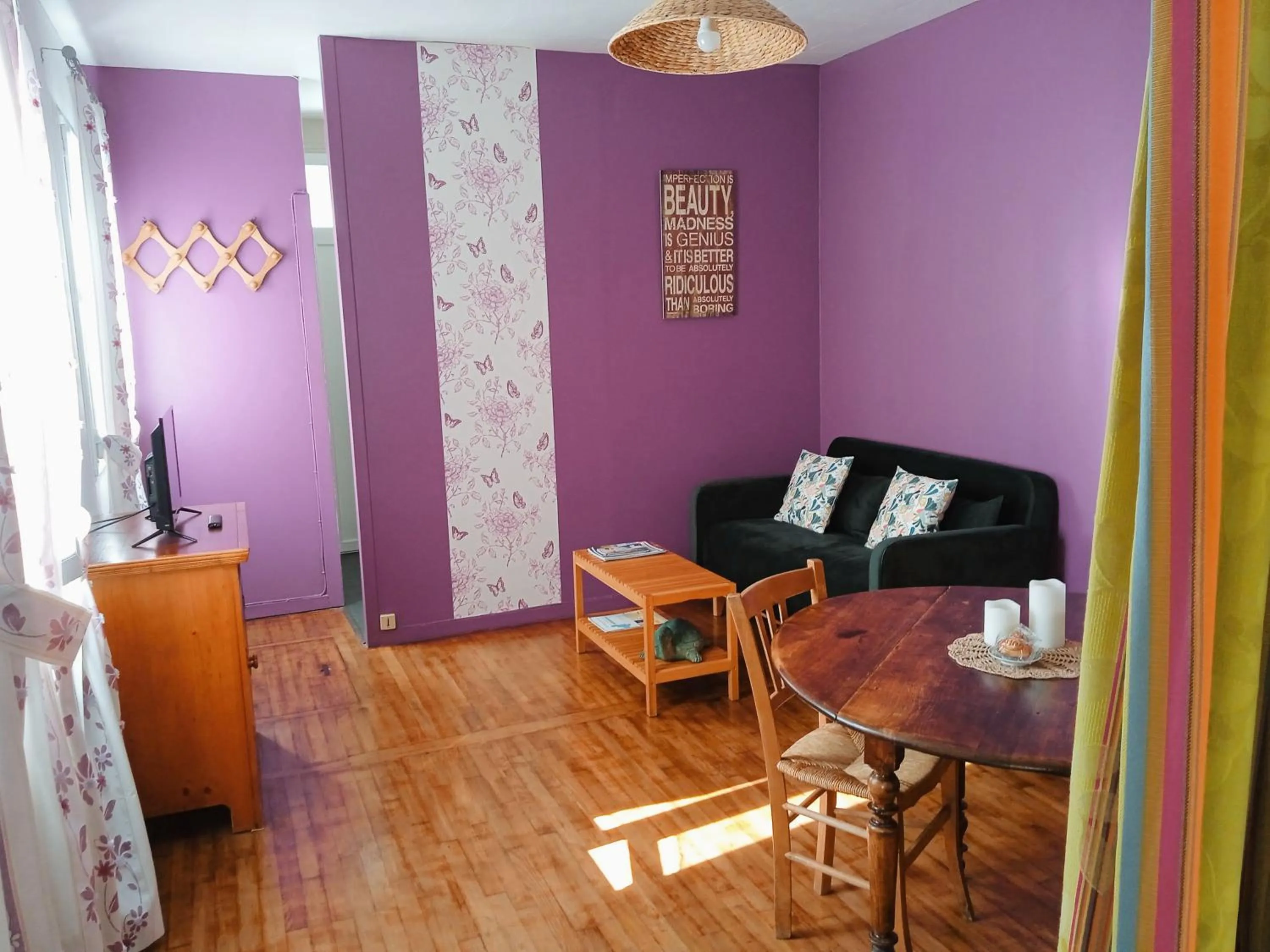 Seating area in Chambre d'Hôtes - l'Ephémère