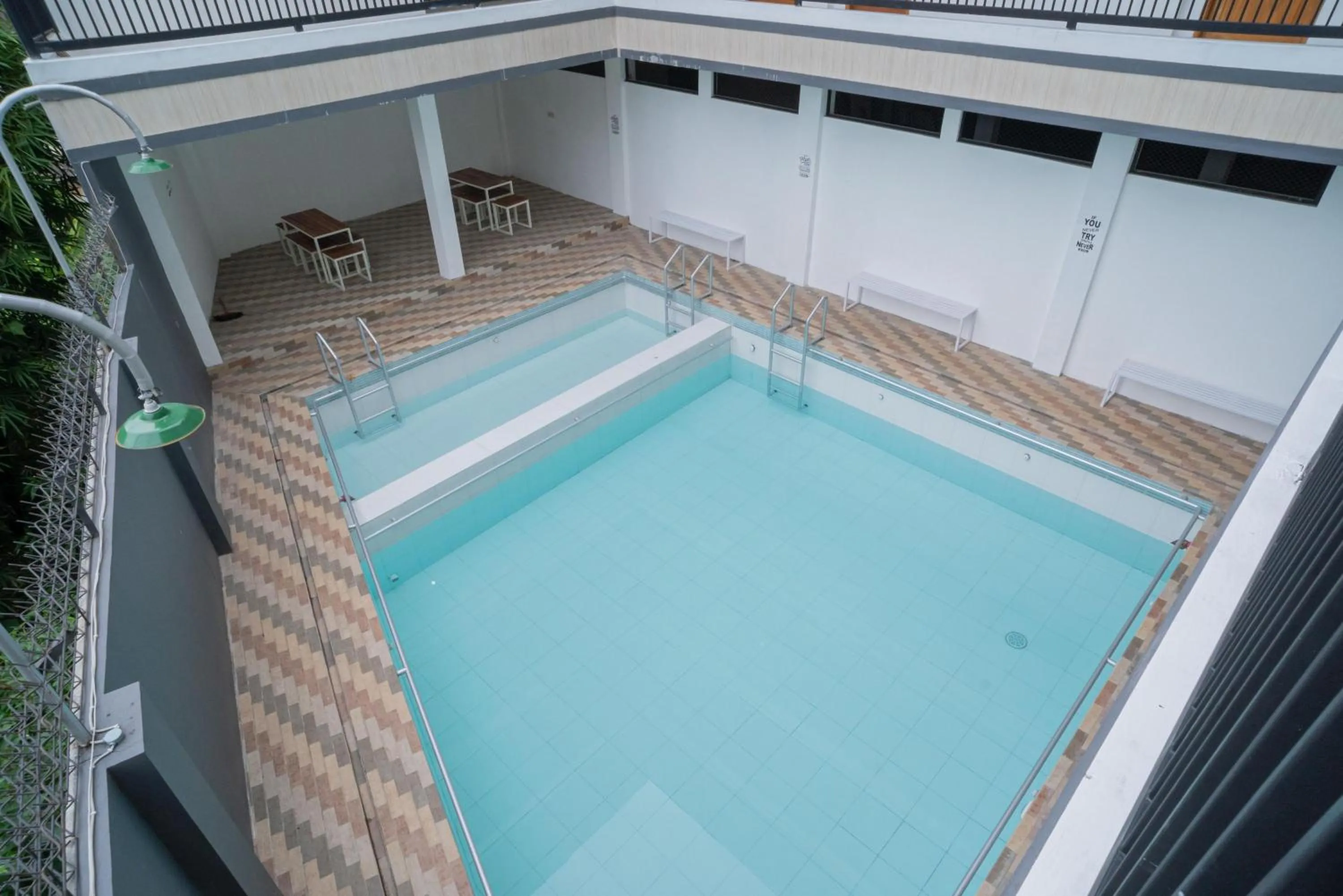 Swimming pool in Sans Hotel Queen Batu