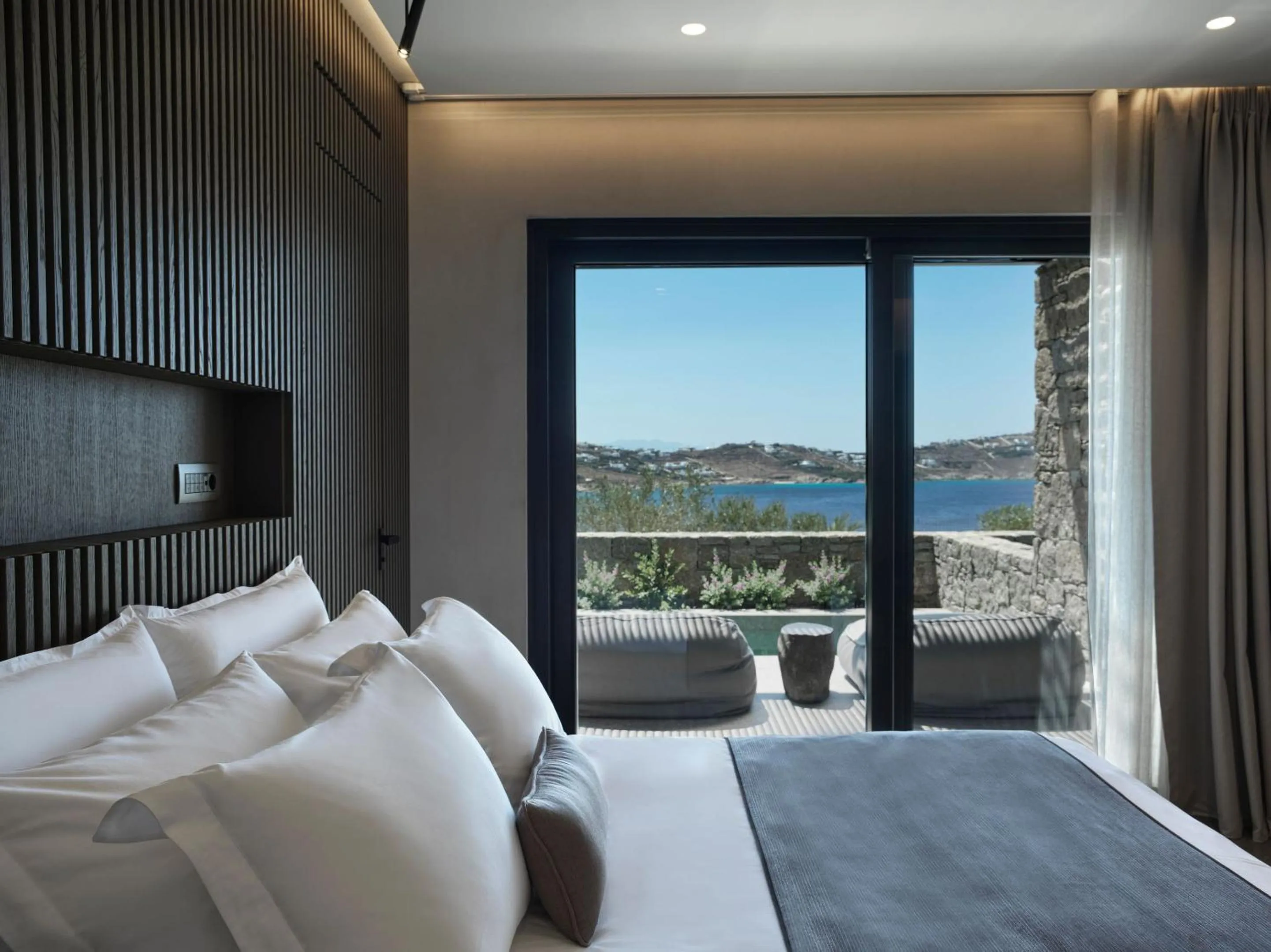 Bed in Noima Boutique Hotel Mykonos