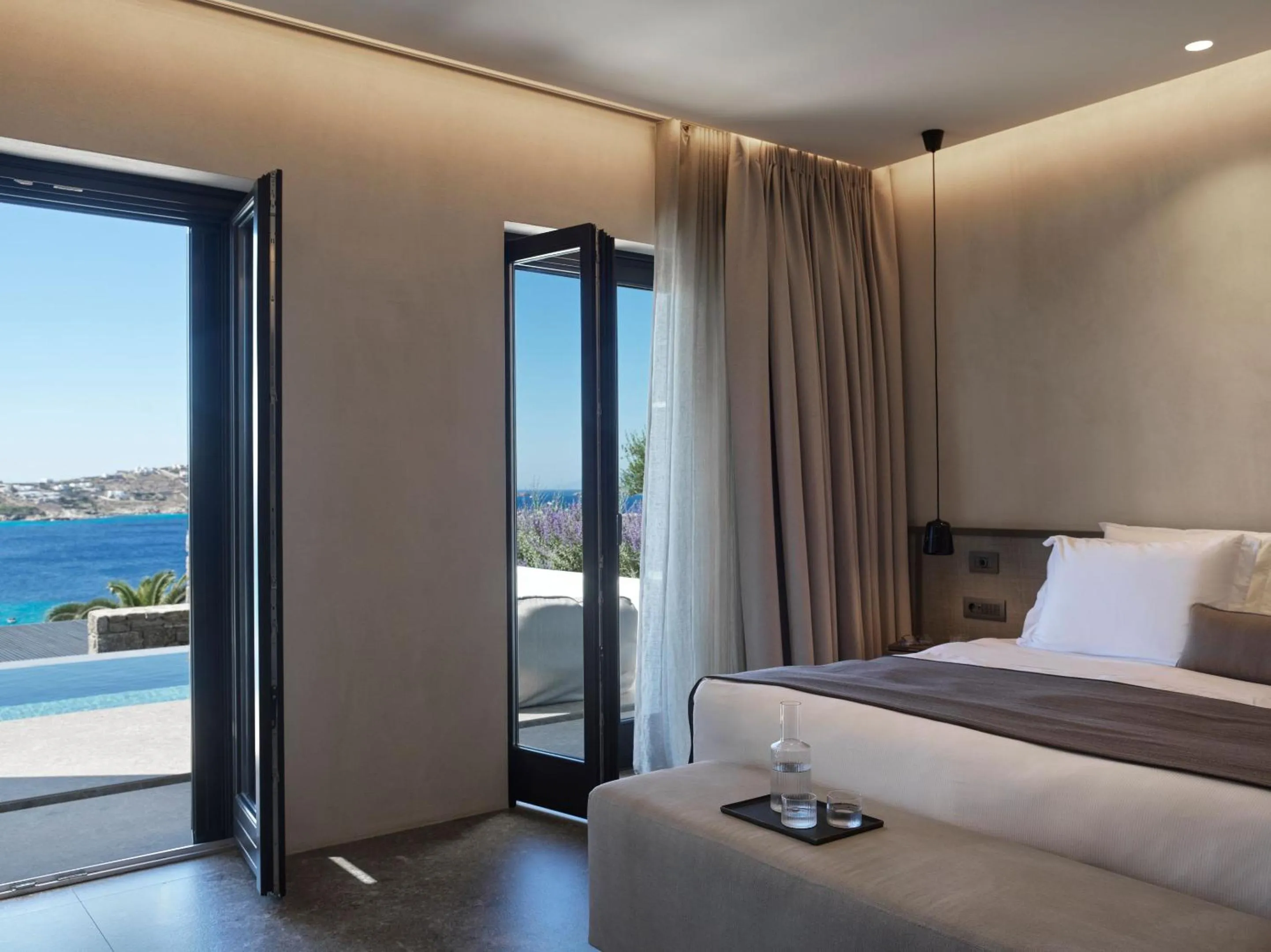 Bed in Noima Boutique Hotel Mykonos