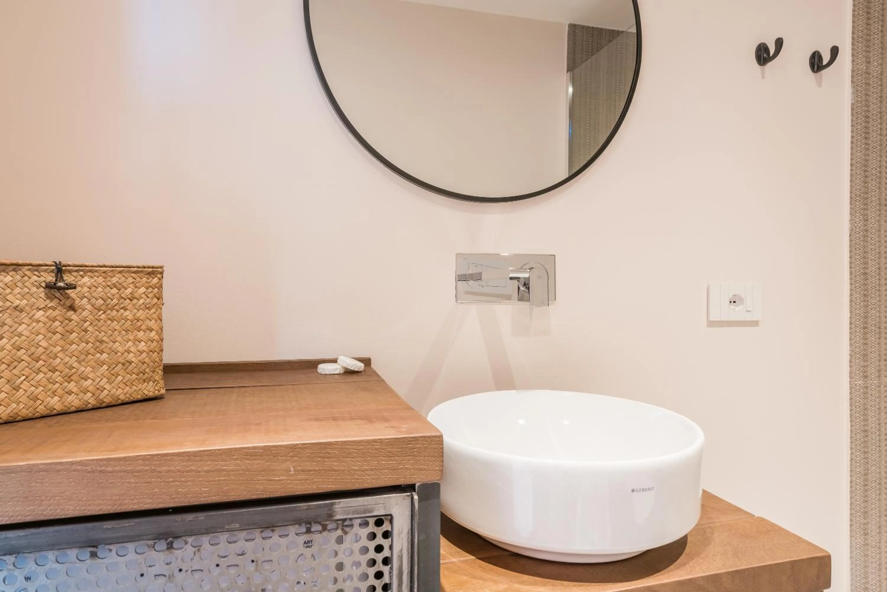 Bathroom in Hang Loose Cottage Hotel & Resort 4 stelle Gizzeria Calabria