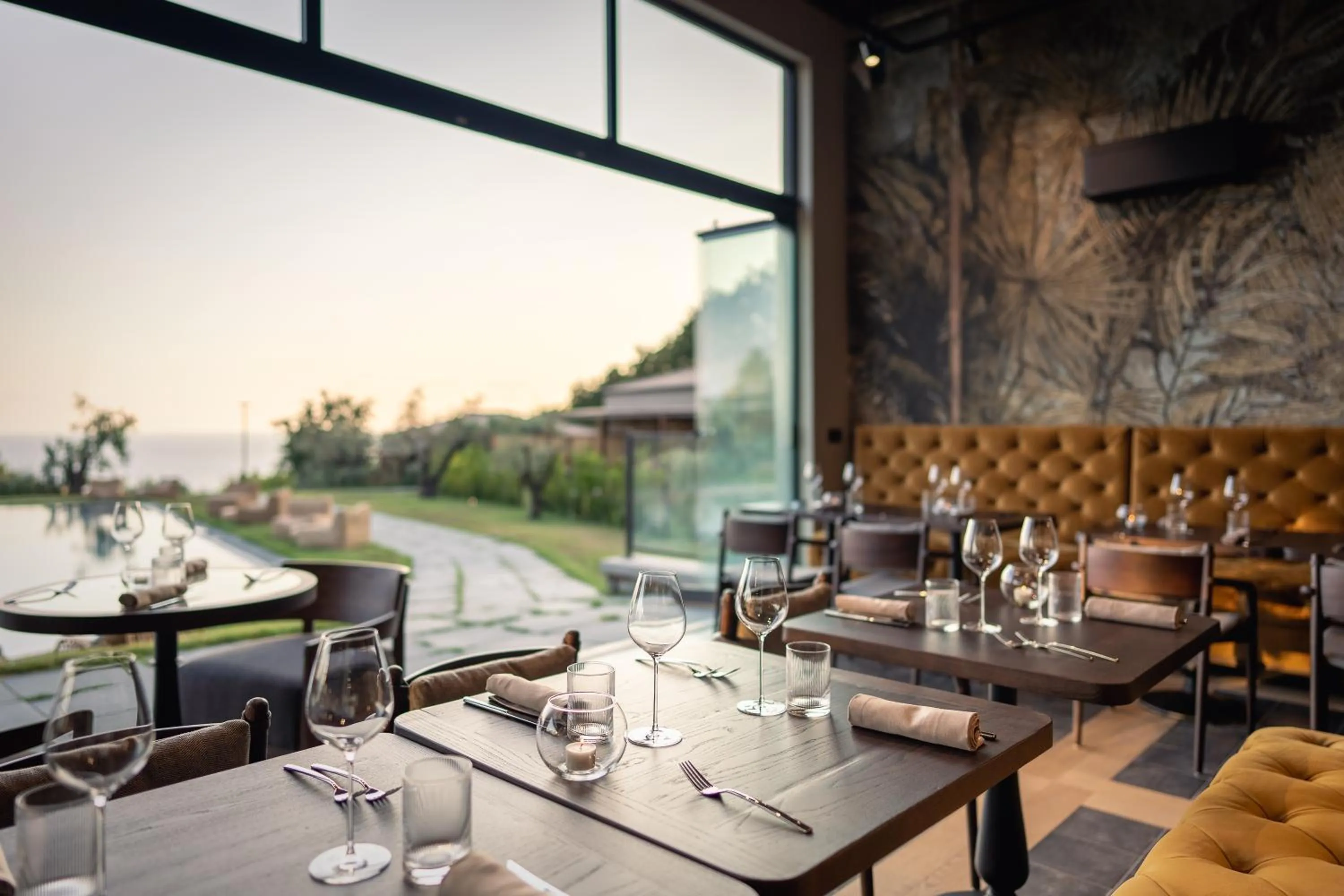 Restaurant/places to eat in Hang Loose Cottage Hotel & Resort 4 stelle Gizzeria Calabria