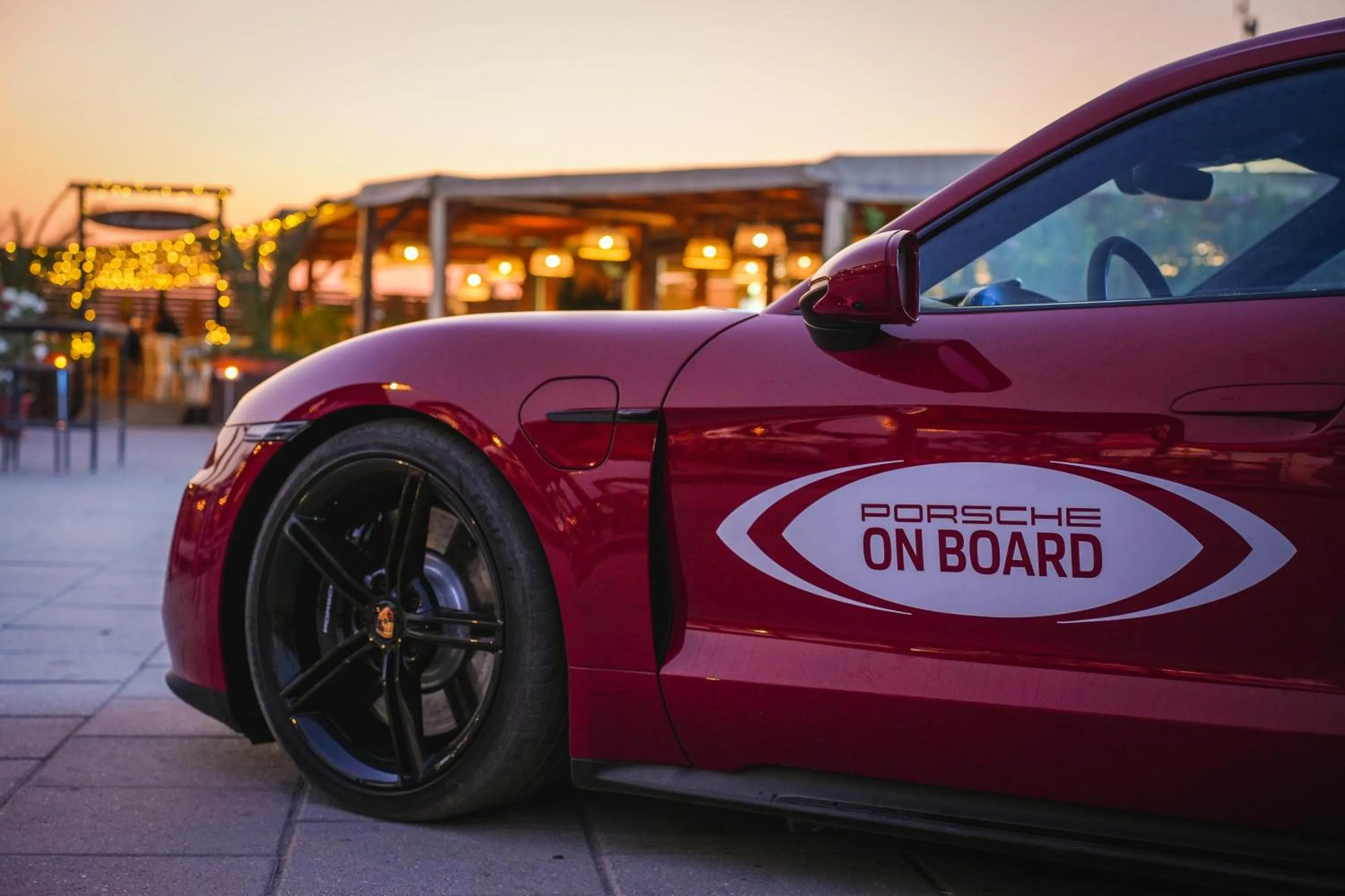 Parking in Hang Loose Cottage Hotel & Resort 4 stelle Gizzeria Calabria