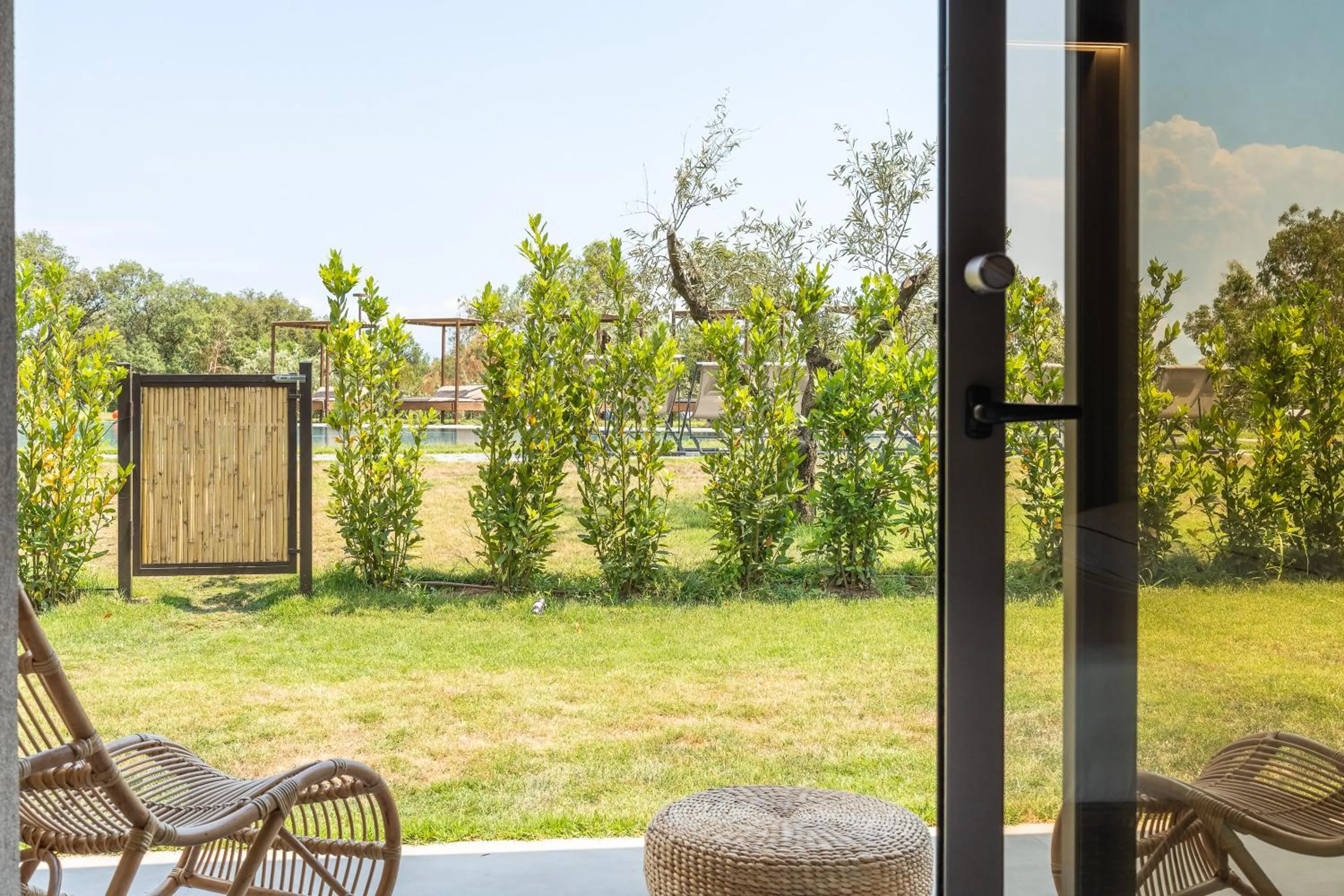 Garden in Hang Loose Cottage Hotel & Resort 4 stelle Gizzeria Calabria