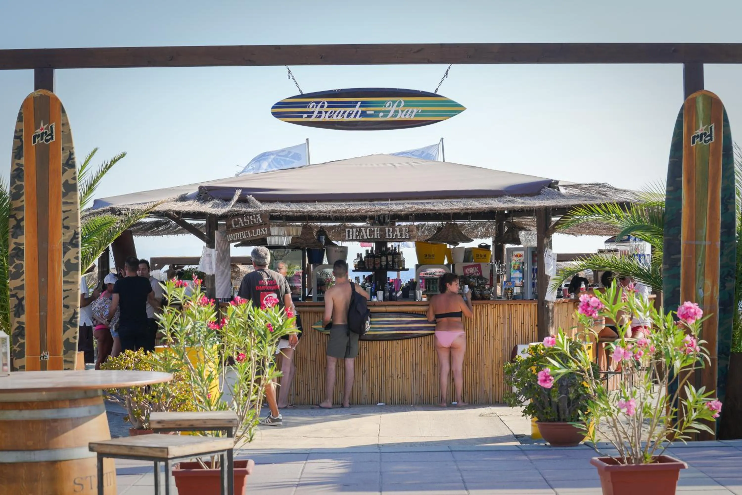 Lounge or bar in Hang Loose Cottage Hotel & Resort 4 stelle Gizzeria Calabria