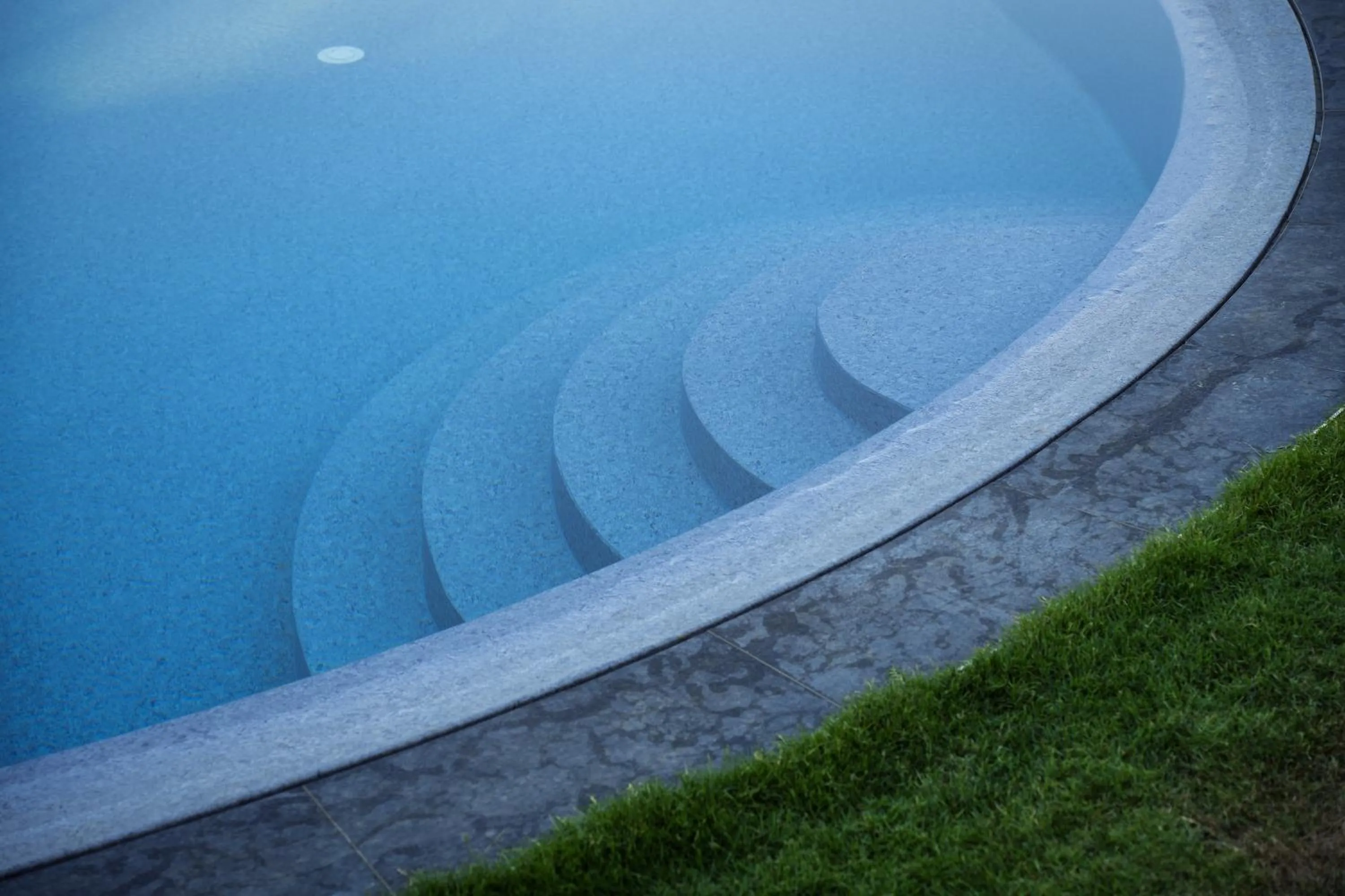 Pool view in Hang Loose Cottage Hotel & Resort 4 stelle Gizzeria Calabria