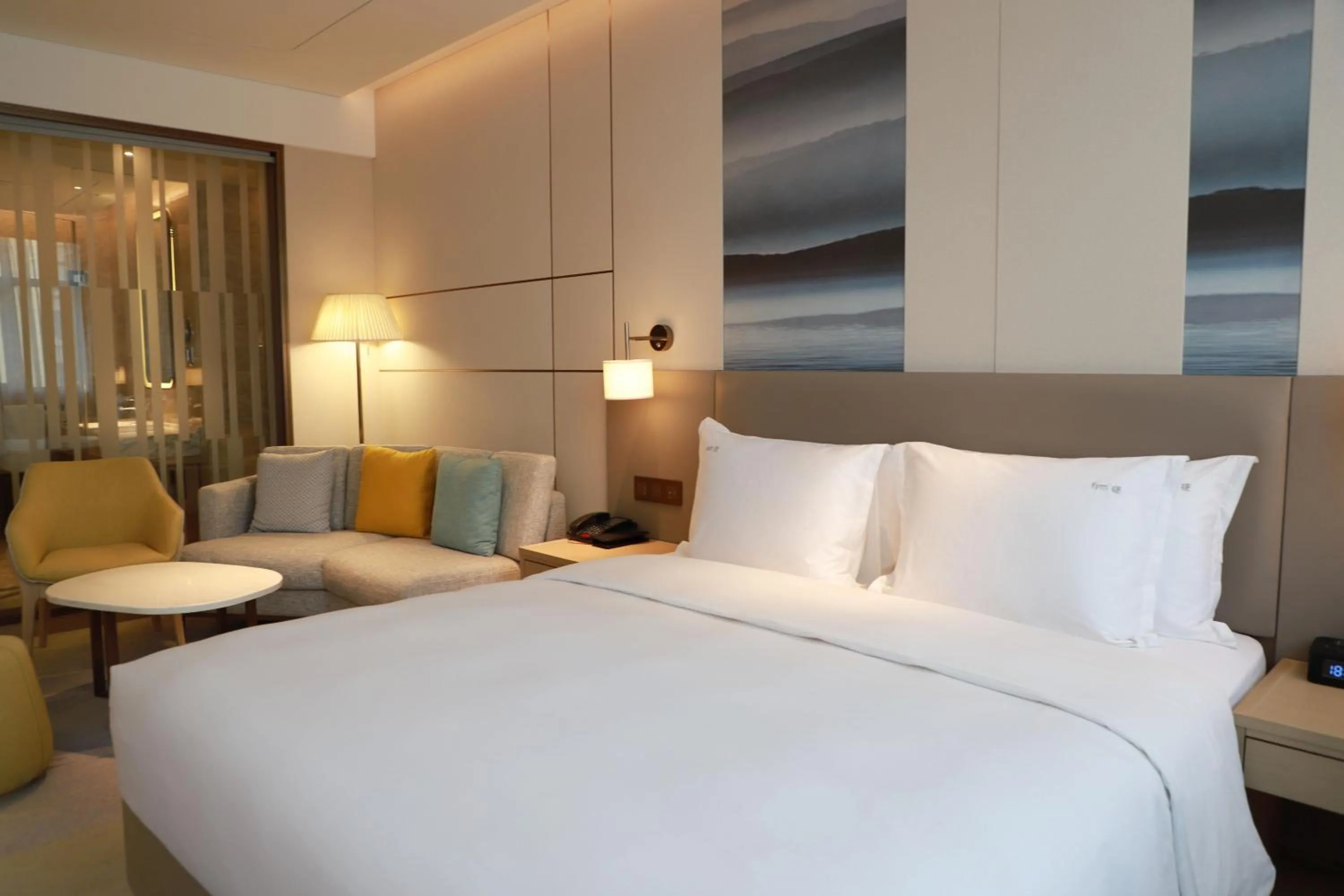 Bed in Holiday Inn Xining Datong by IHG