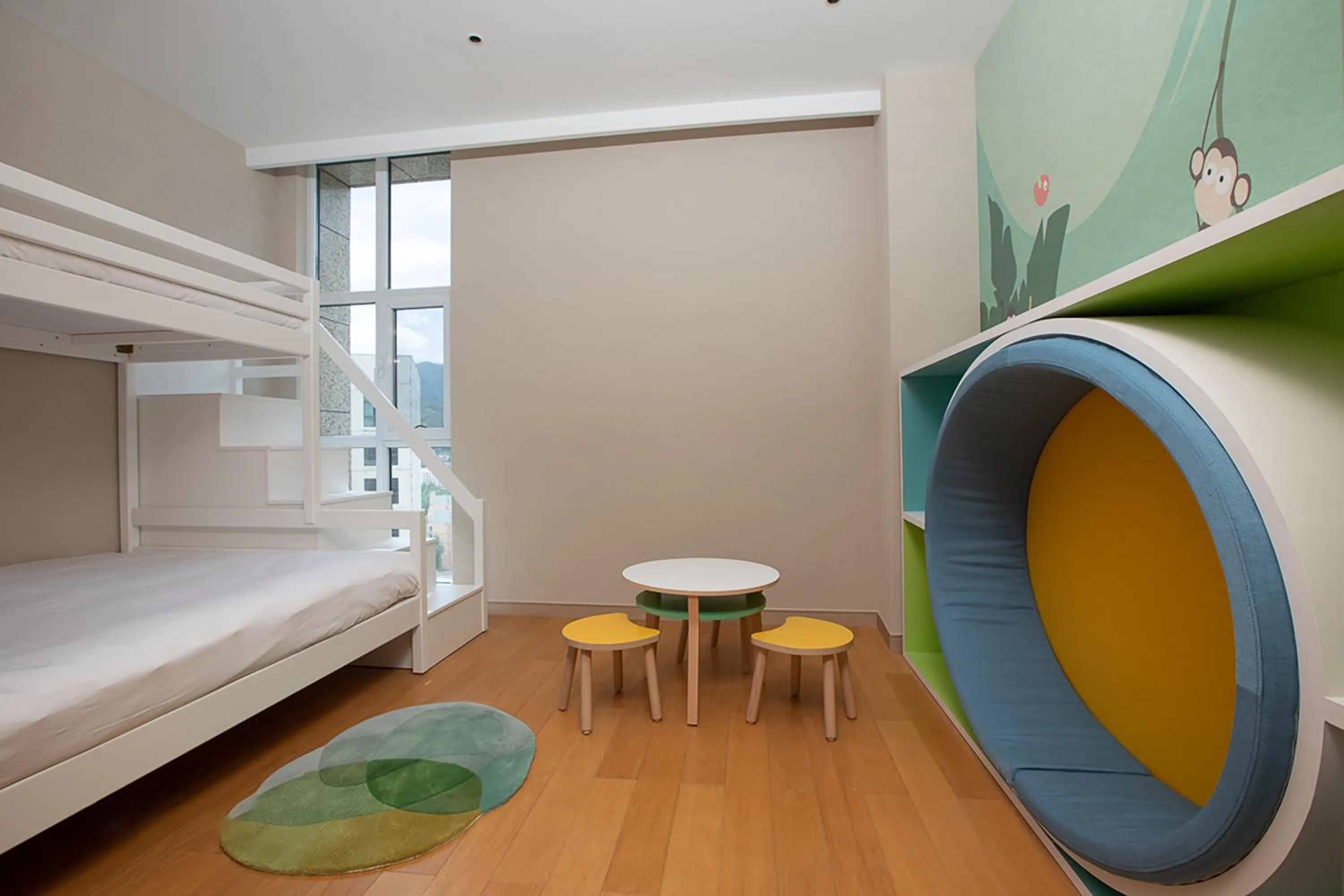 bunk bed, Bed in Holiday Inn Xining Datong by IHG