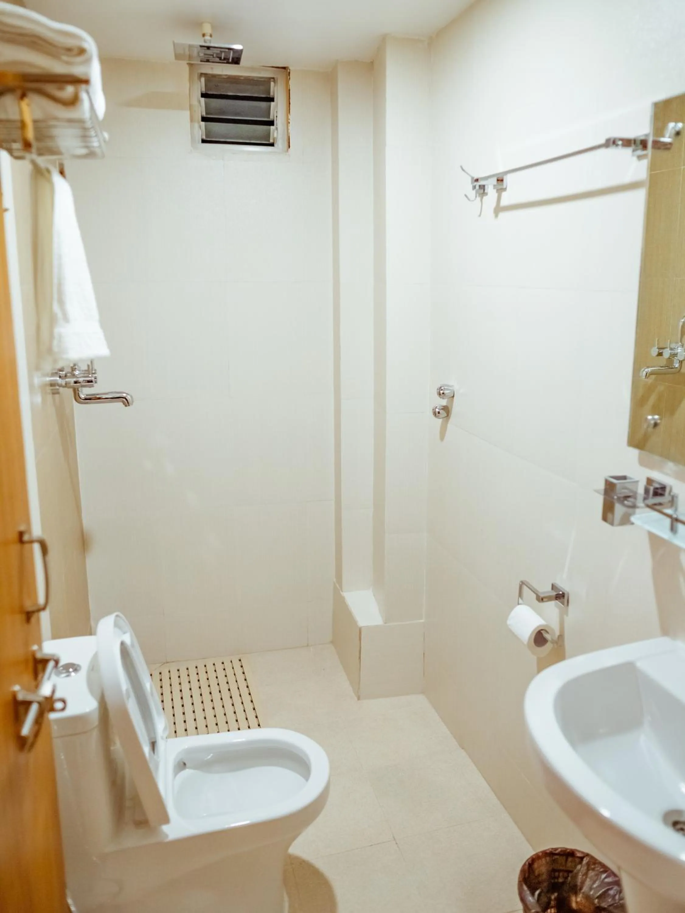 Bathroom in Paradise Boutique Hotel