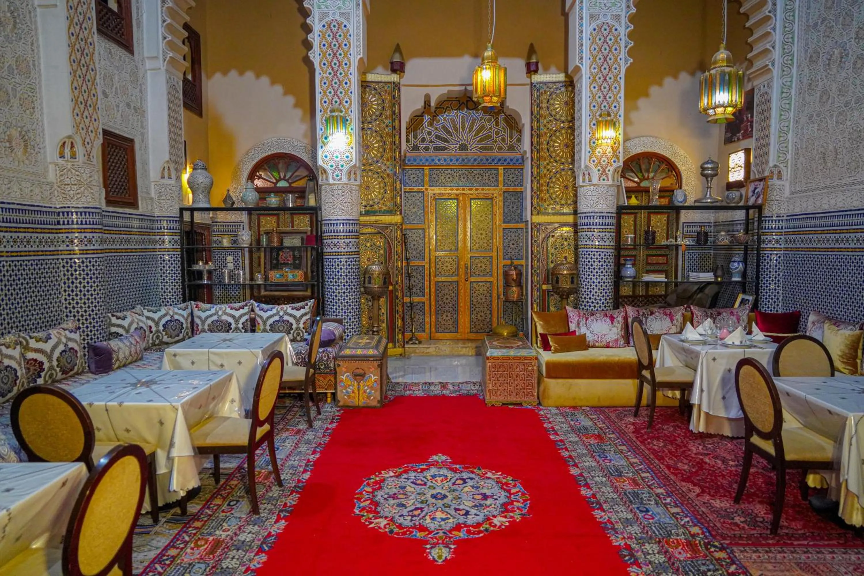 Restaurant/places to eat in Riad Hadia Fes - Prestige Stay