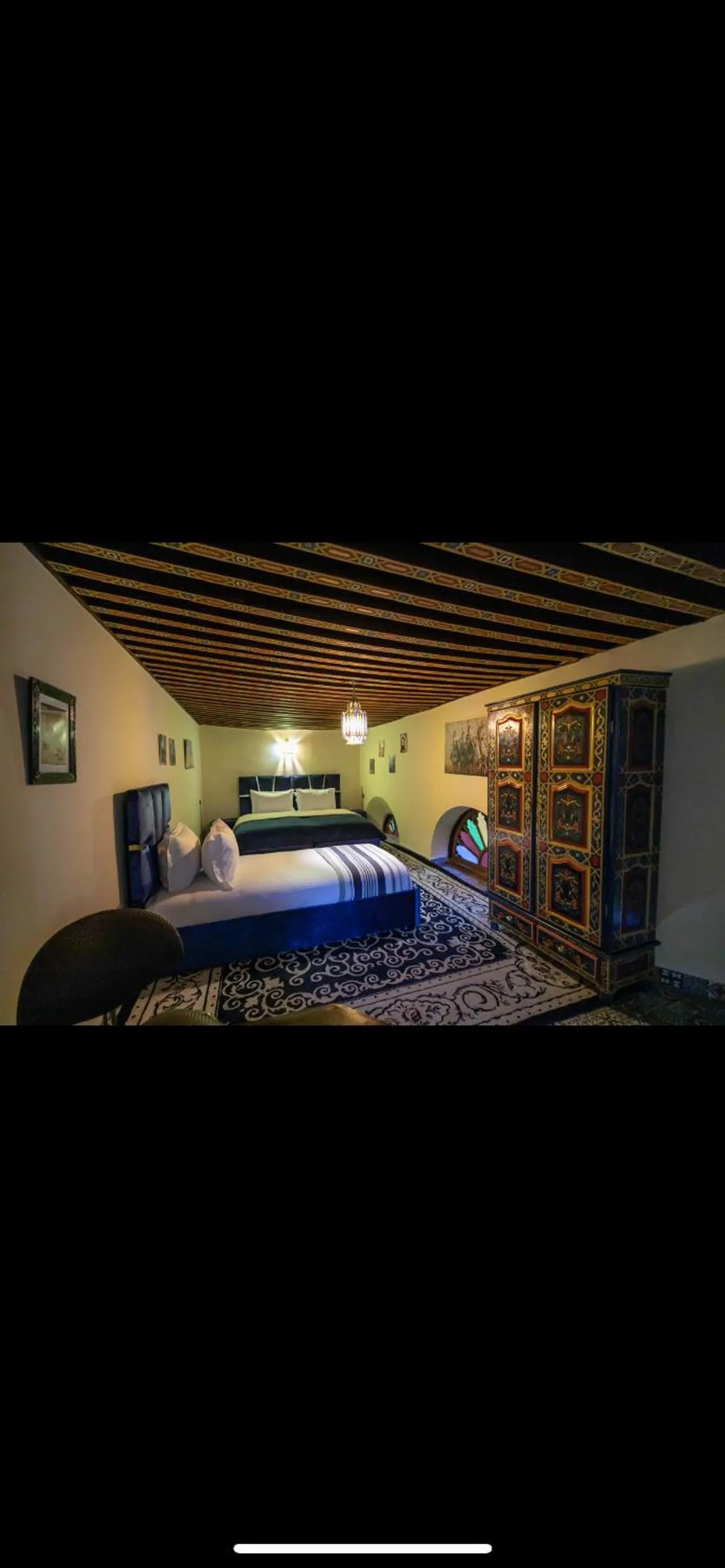 Bed in Riad Hadia Fes - Prestige Stay