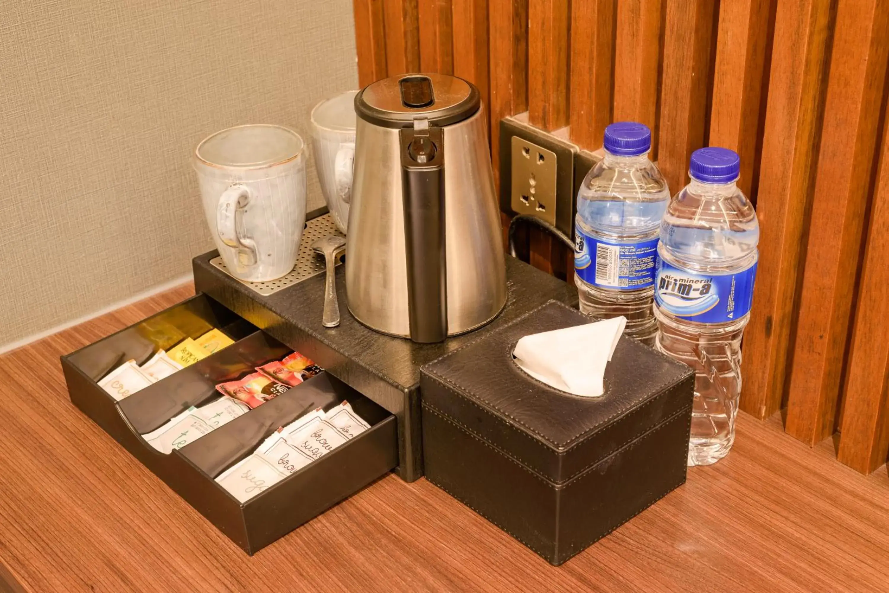 Deluxe Twin Room in Ashley Tanah Abang Deluxe Twin Room in Ashley Tanah Abang