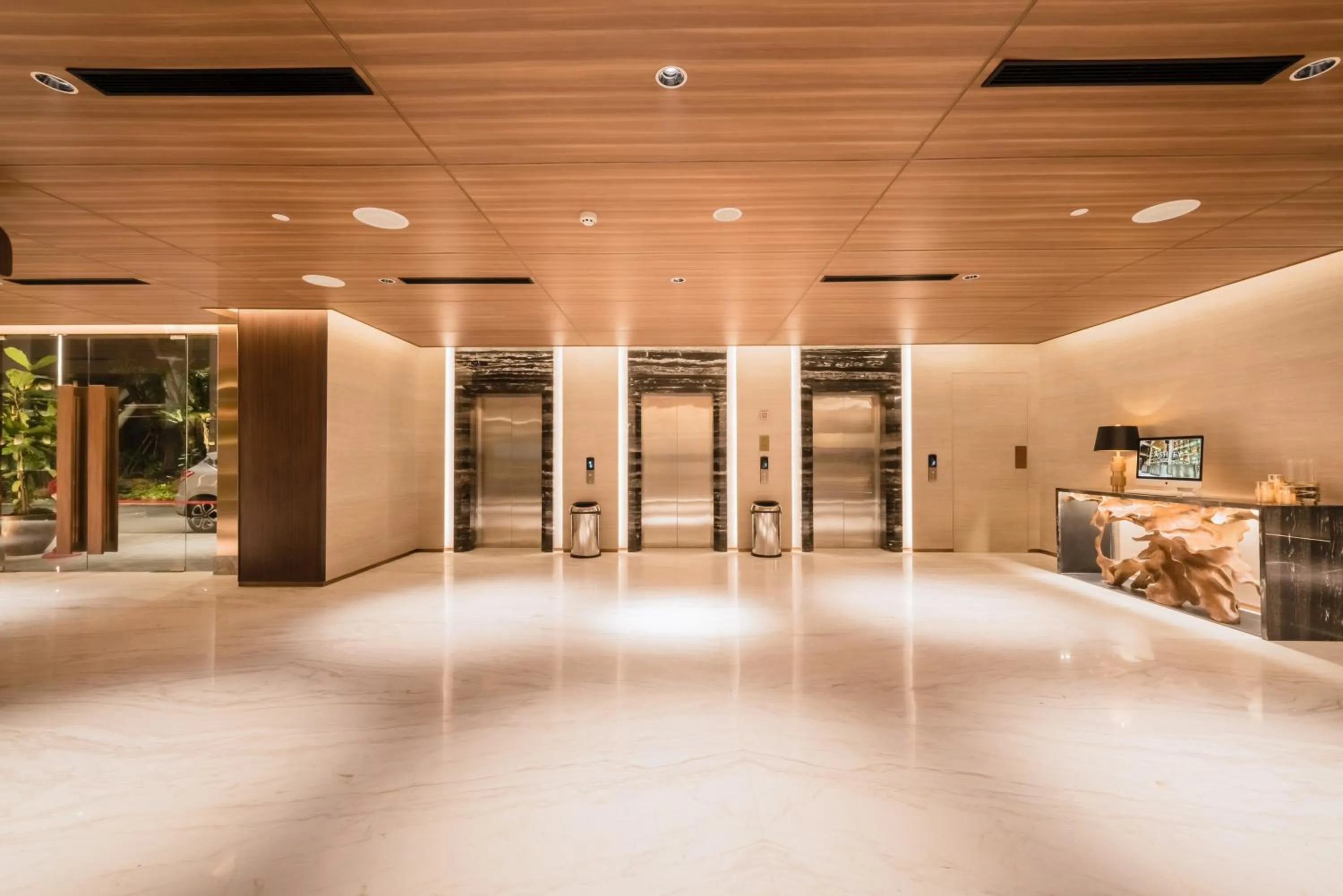 elevator in Ashley Tanah Abang