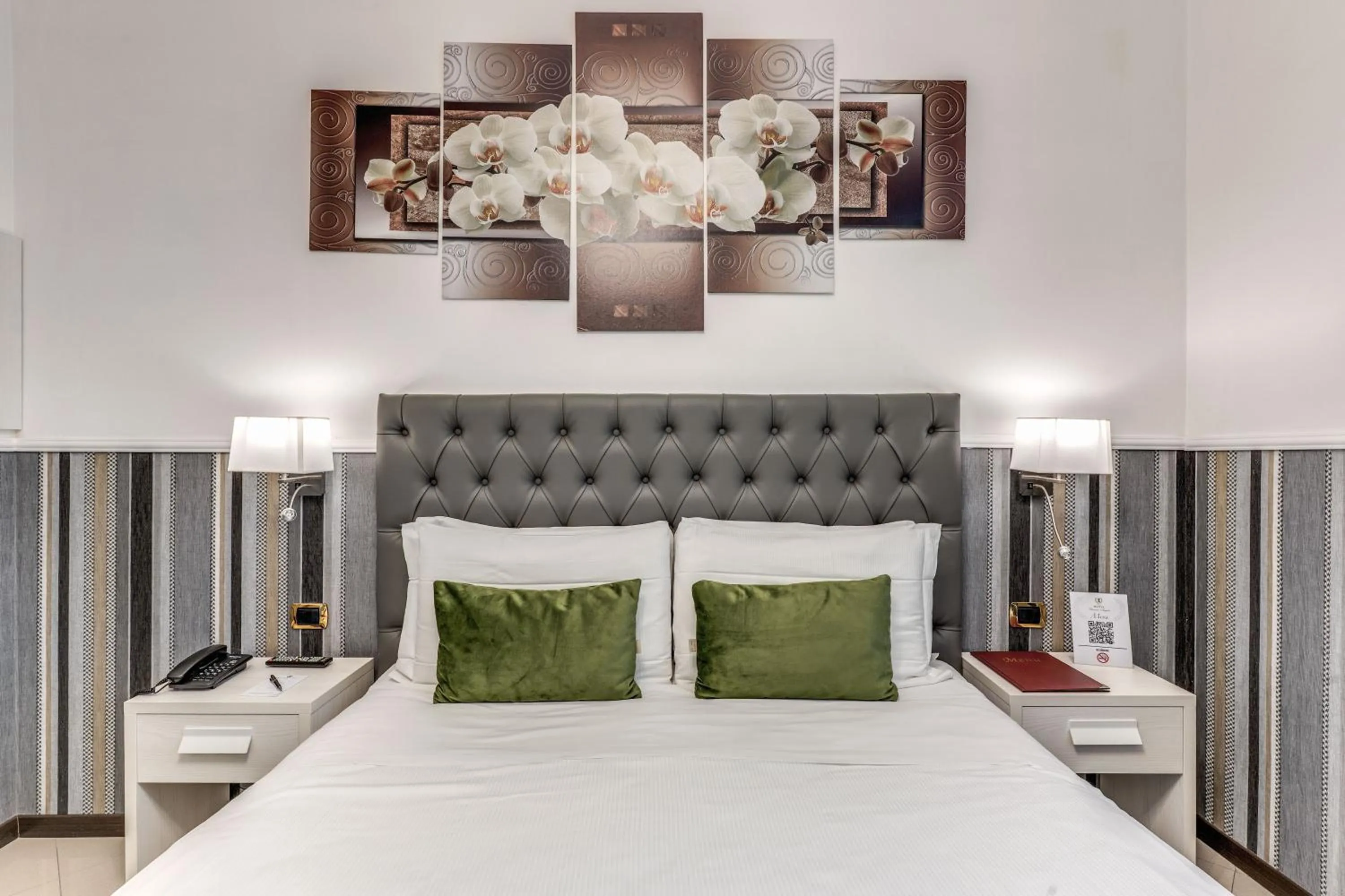 Bed in Hotel Ottaviano Augusto