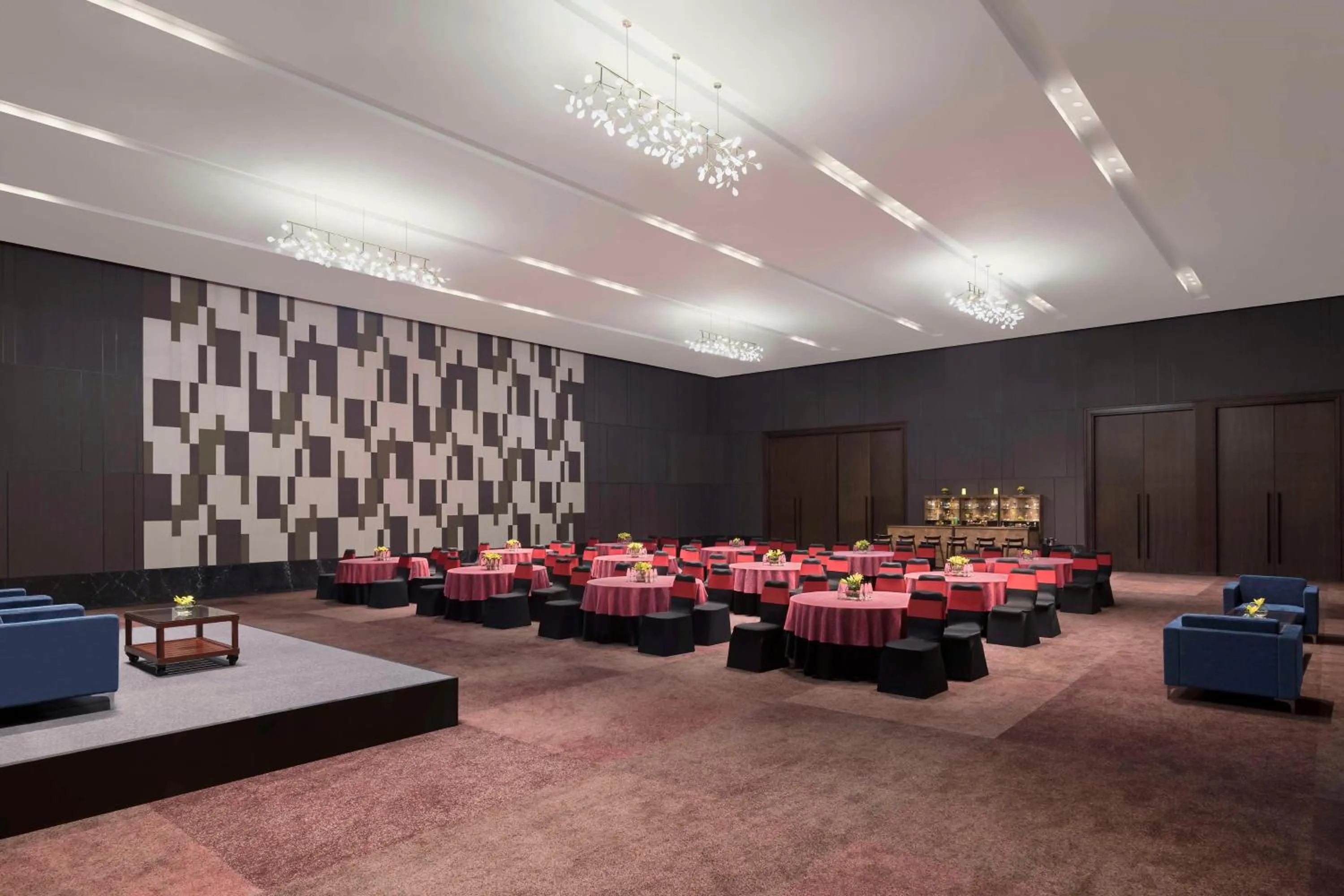 Meeting/conference room in Hilton Bengaluru Embassy Manyata Business Park