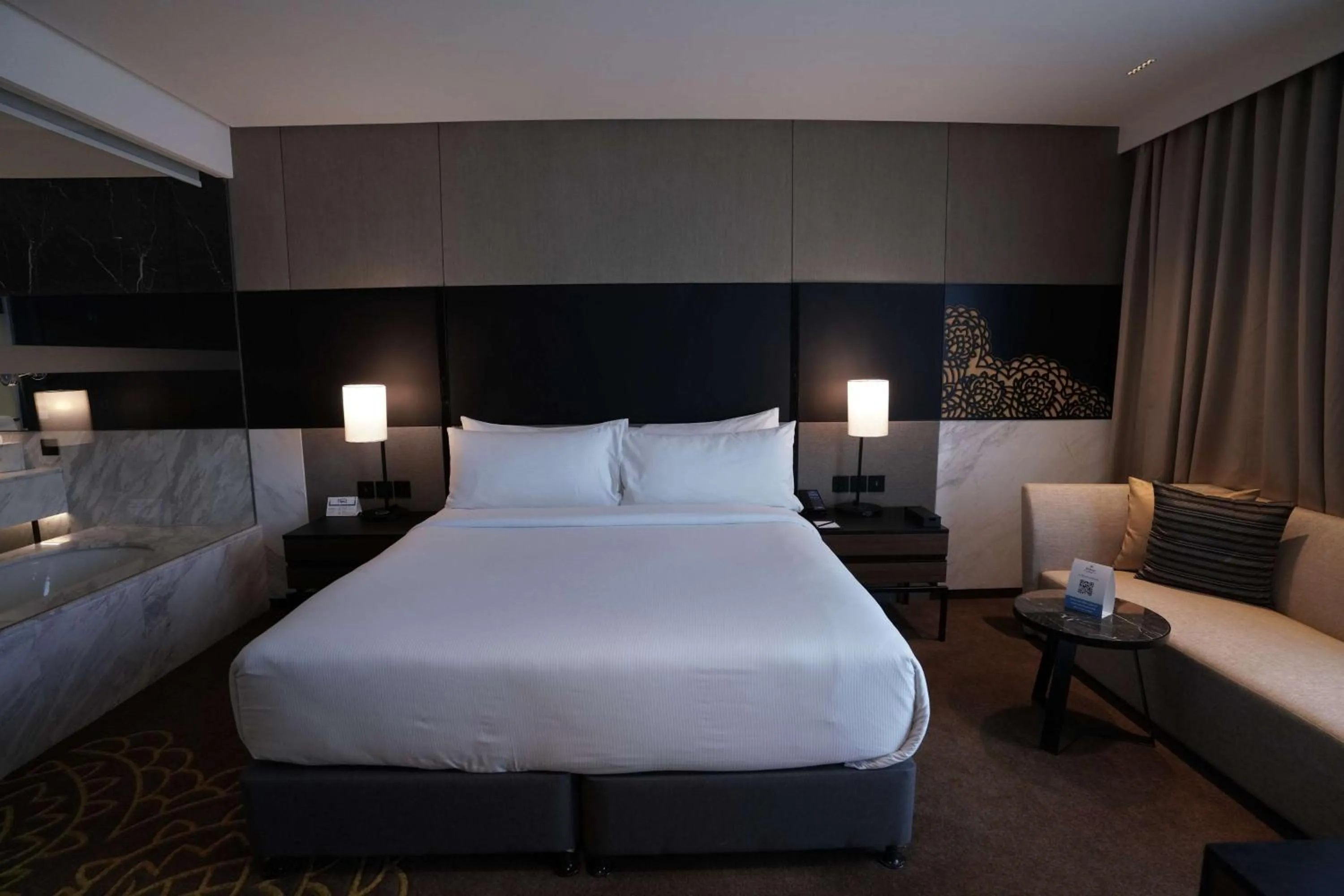 Bed in Hilton Bengaluru Embassy Manyata Business Park