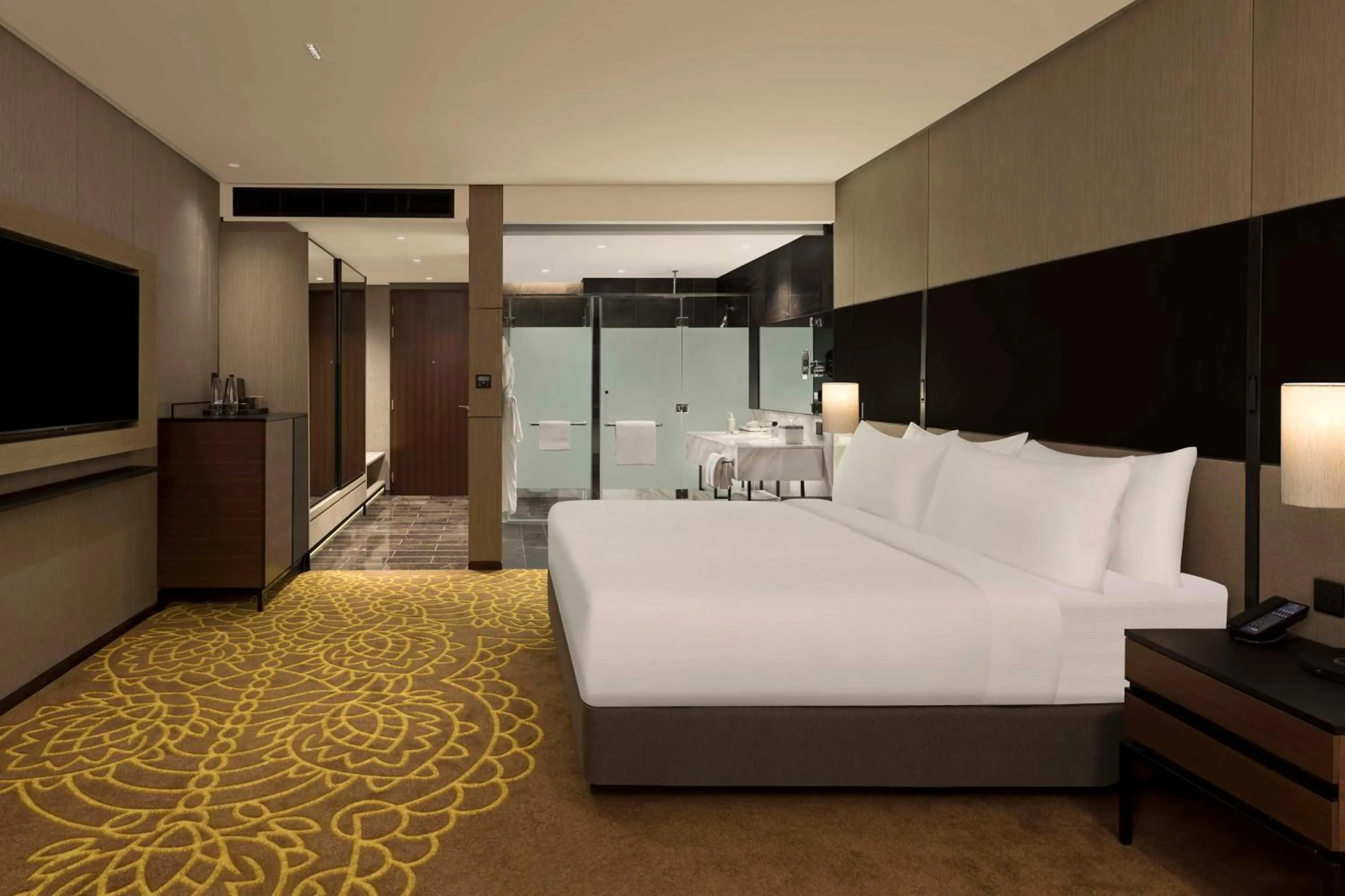 Bed in Hilton Bengaluru Embassy Manyata Business Park