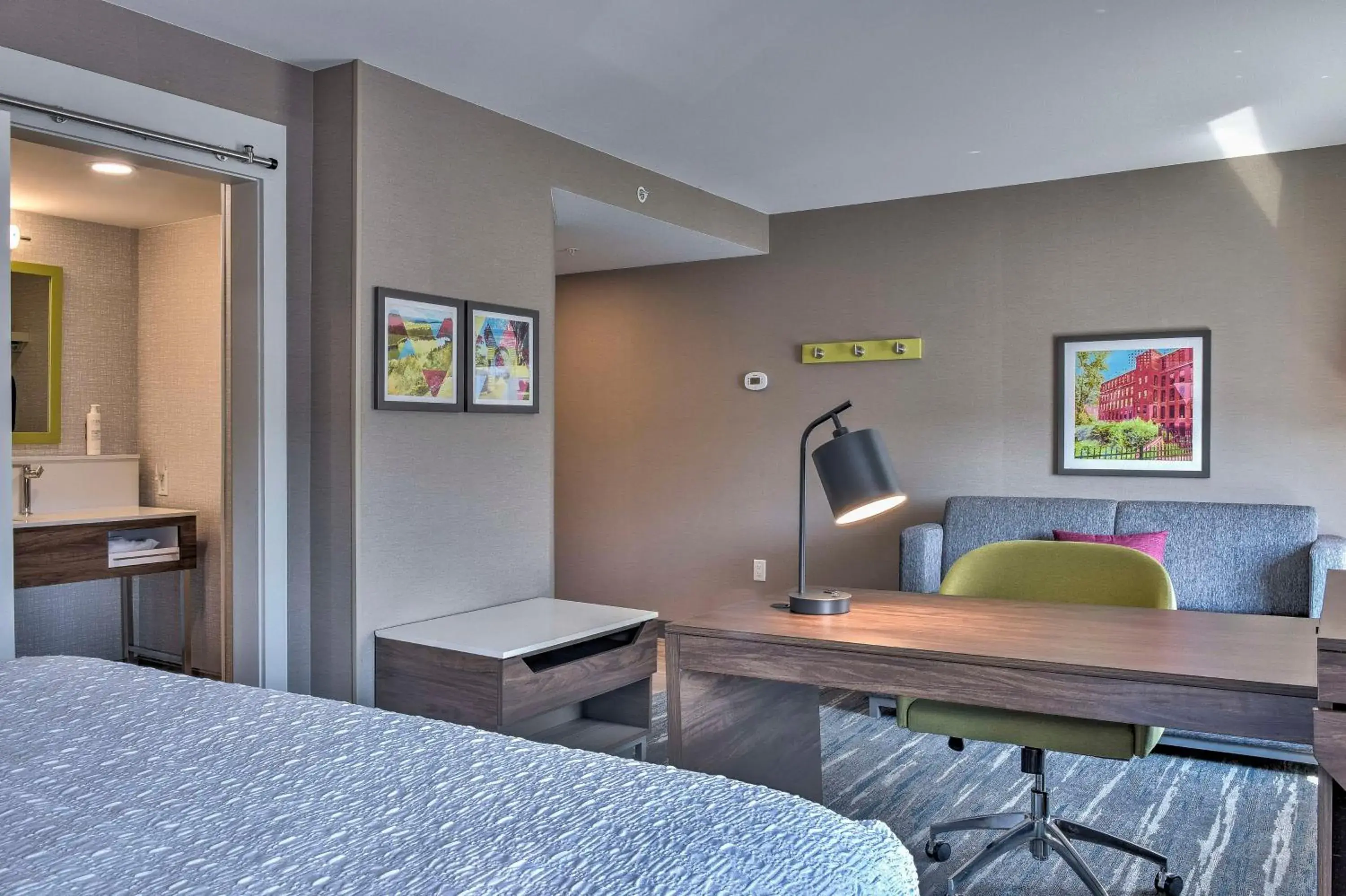 King Studio Suite in Hampton Inn & Suites Keene King Studio Suite in Hampton Inn & Suites Keene