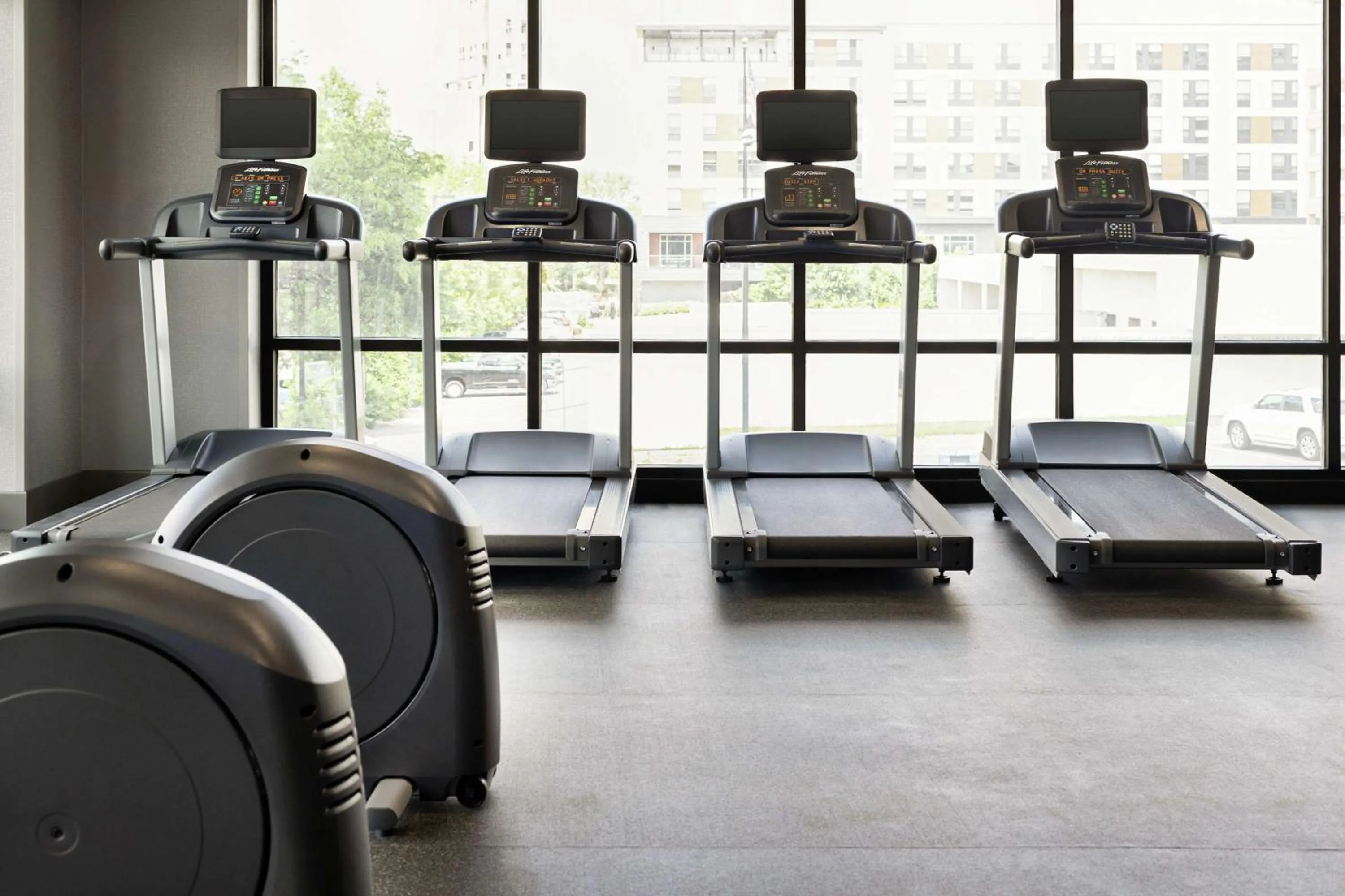 Fitness centre/facilities in Home2 Suites By Hilton Minneapolis University Area