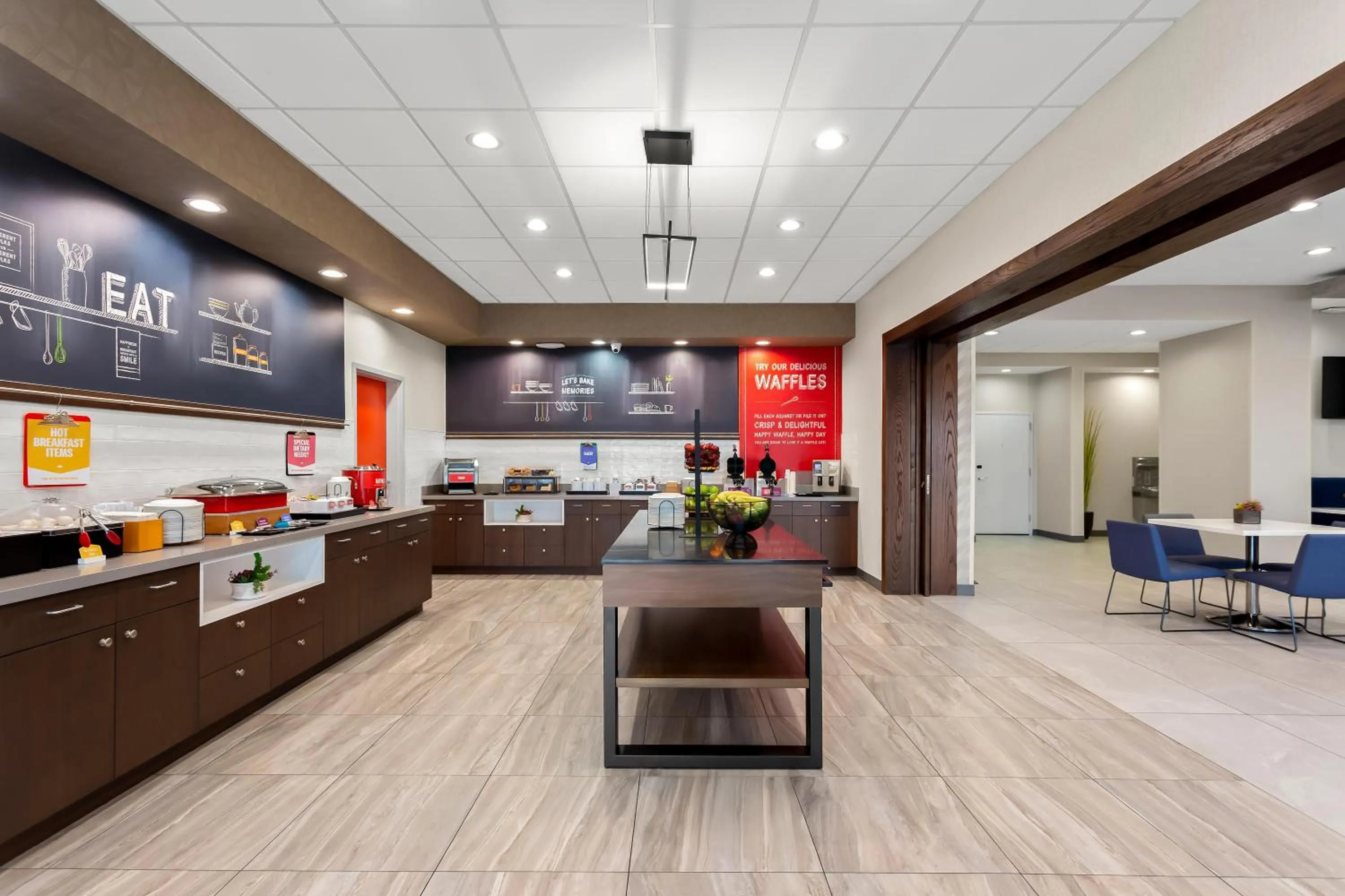 Breakfast in Hampton Inn By Hilton Huntley Chicago