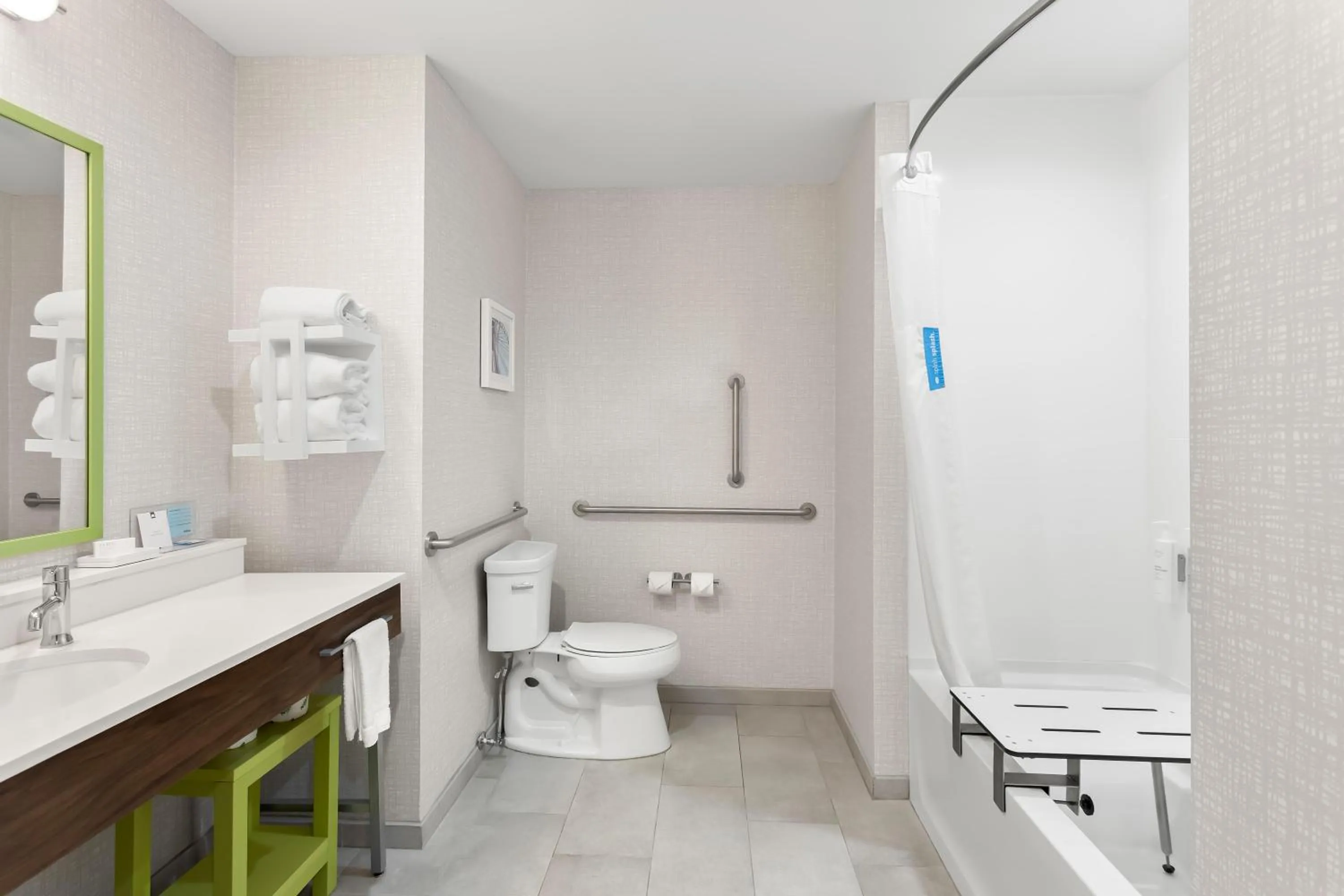 Bathroom in Hampton Inn By Hilton Huntley Chicago