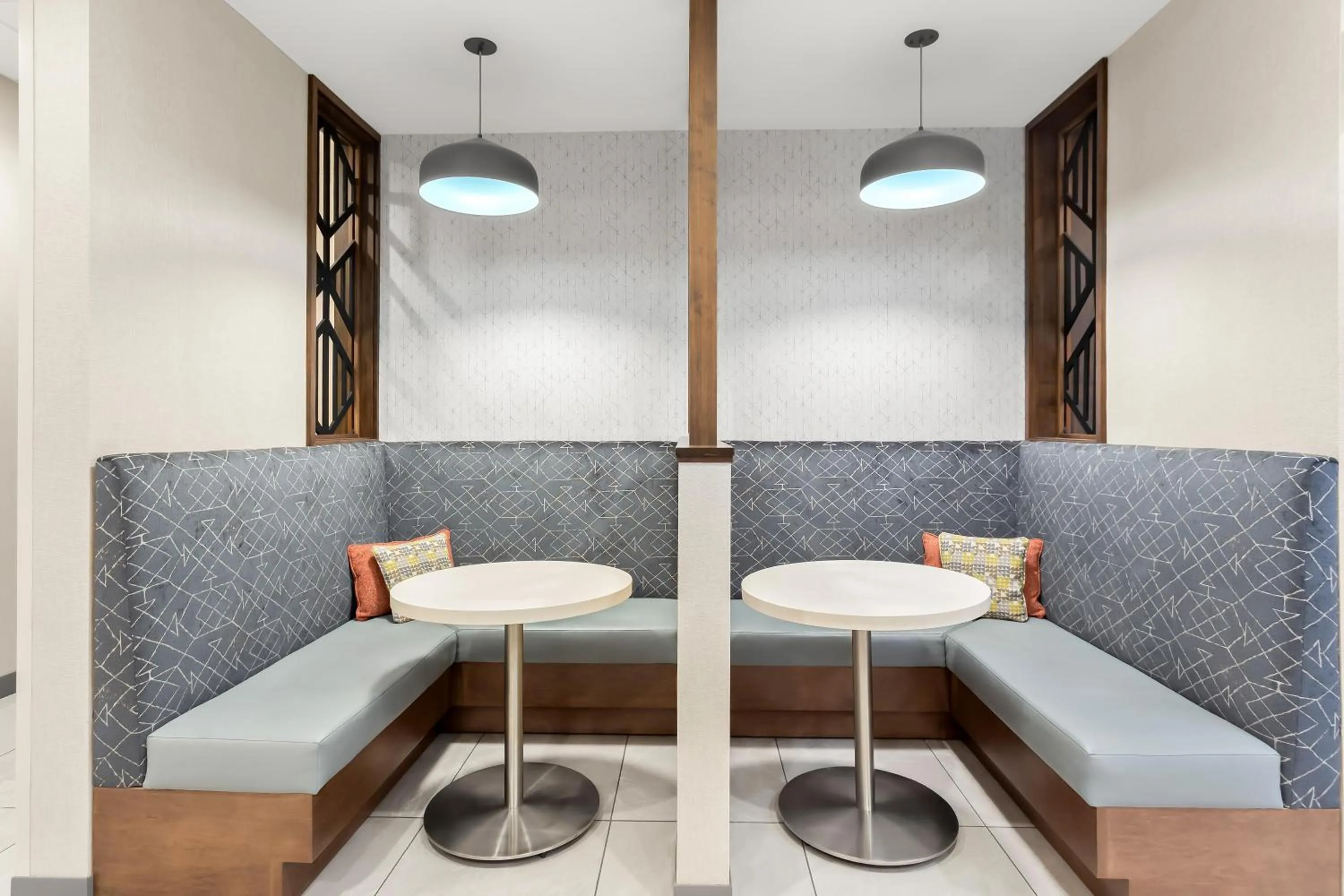 Business facilities in Hampton Inn By Hilton Huntley Chicago