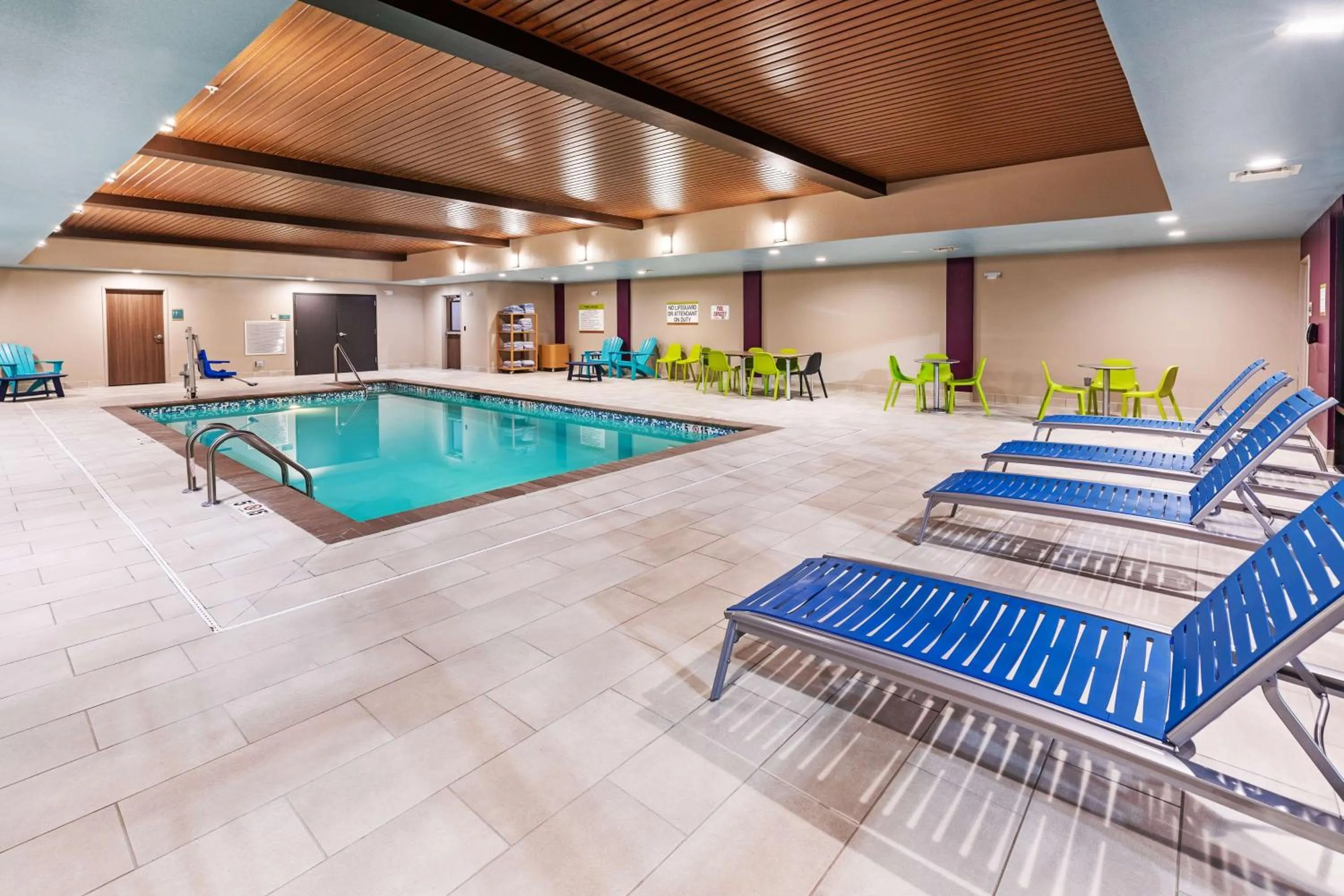 Pool view in Home2 Suites By Hilton Weatherford