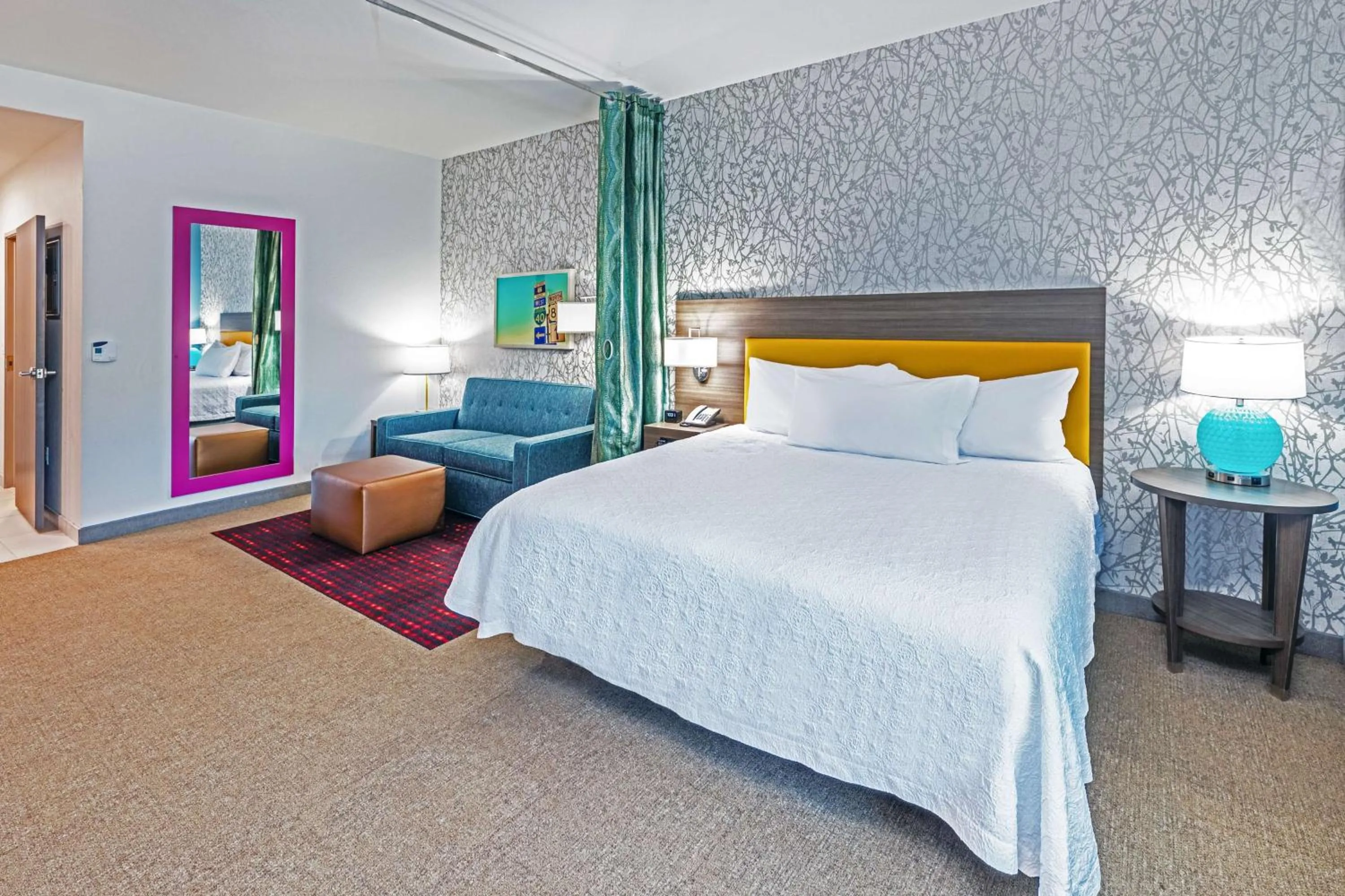 Bed in Home2 Suites By Hilton Weatherford