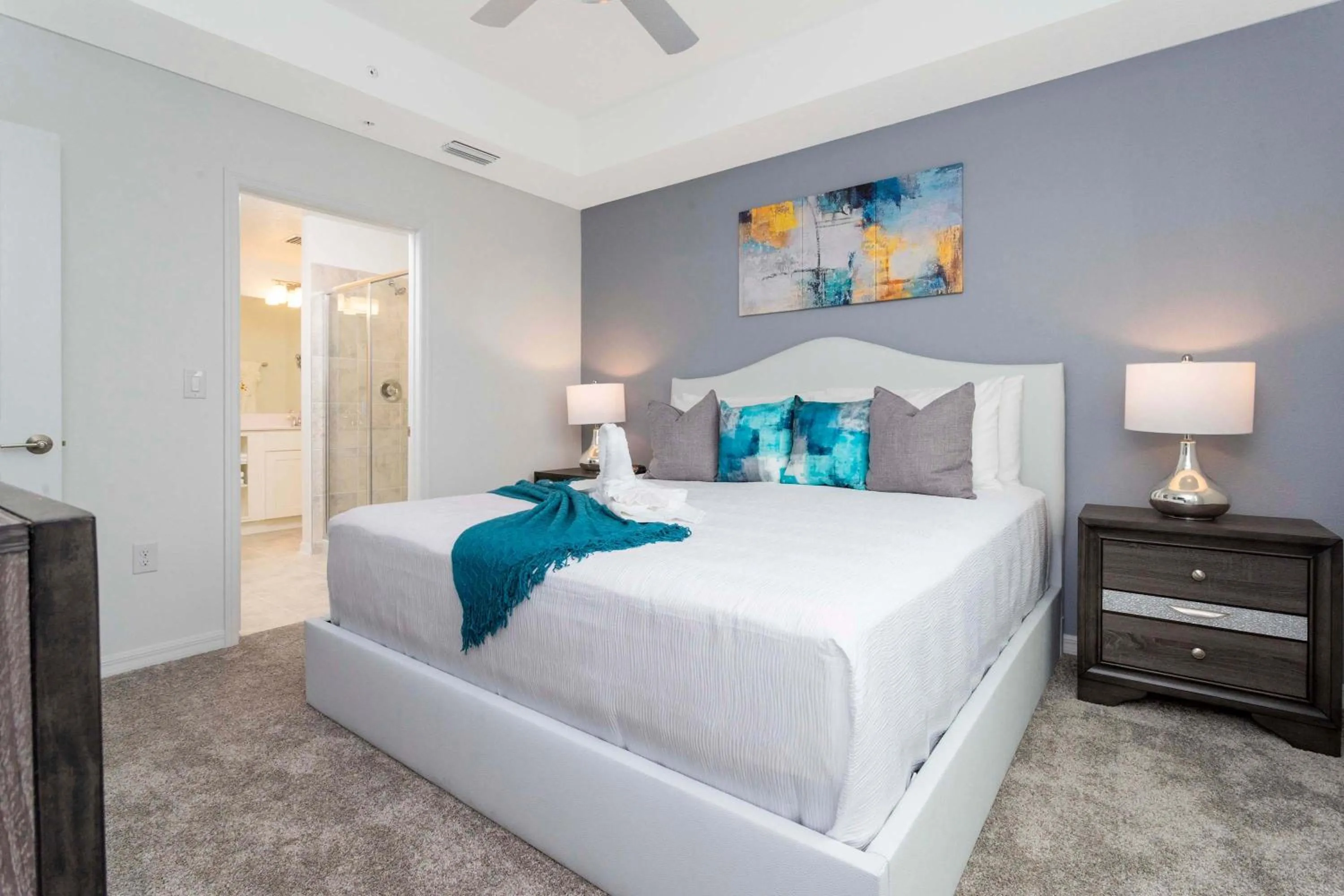 Bed in Gorgeous 2 Bedroom Apartment Close to Disney 305 31911