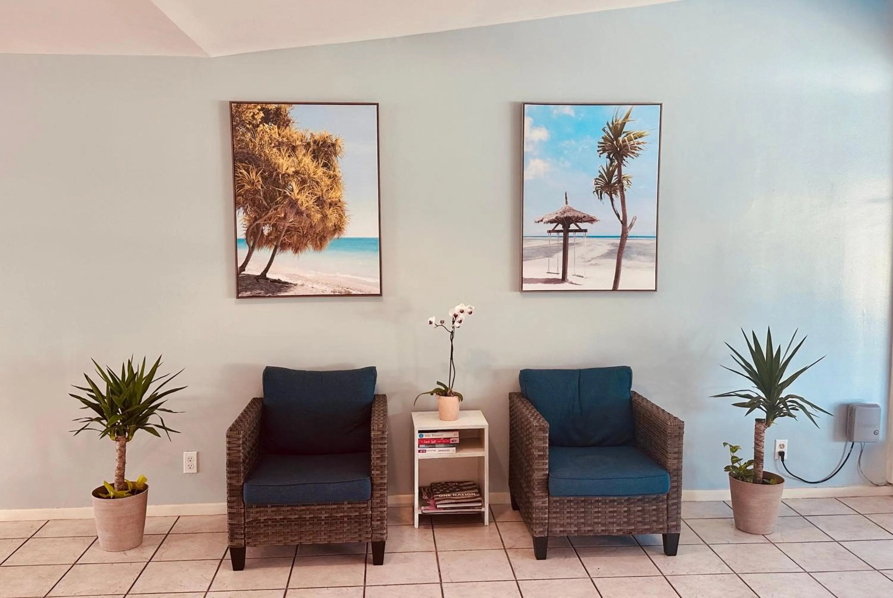 Lobby or reception in Foghorn Harbor Inn