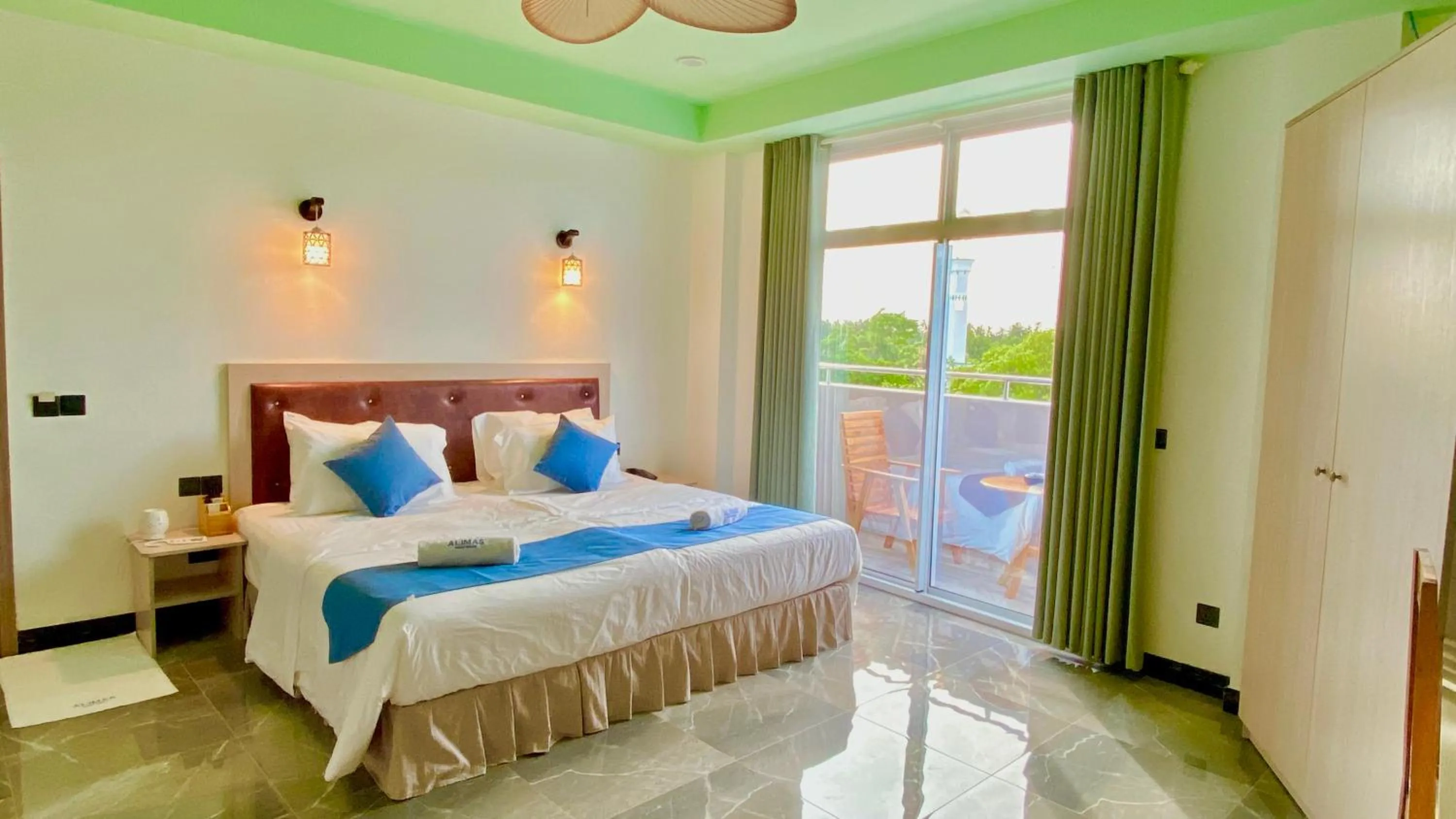 Sea view, Bed in Alimas Holiday Retreat Maldives