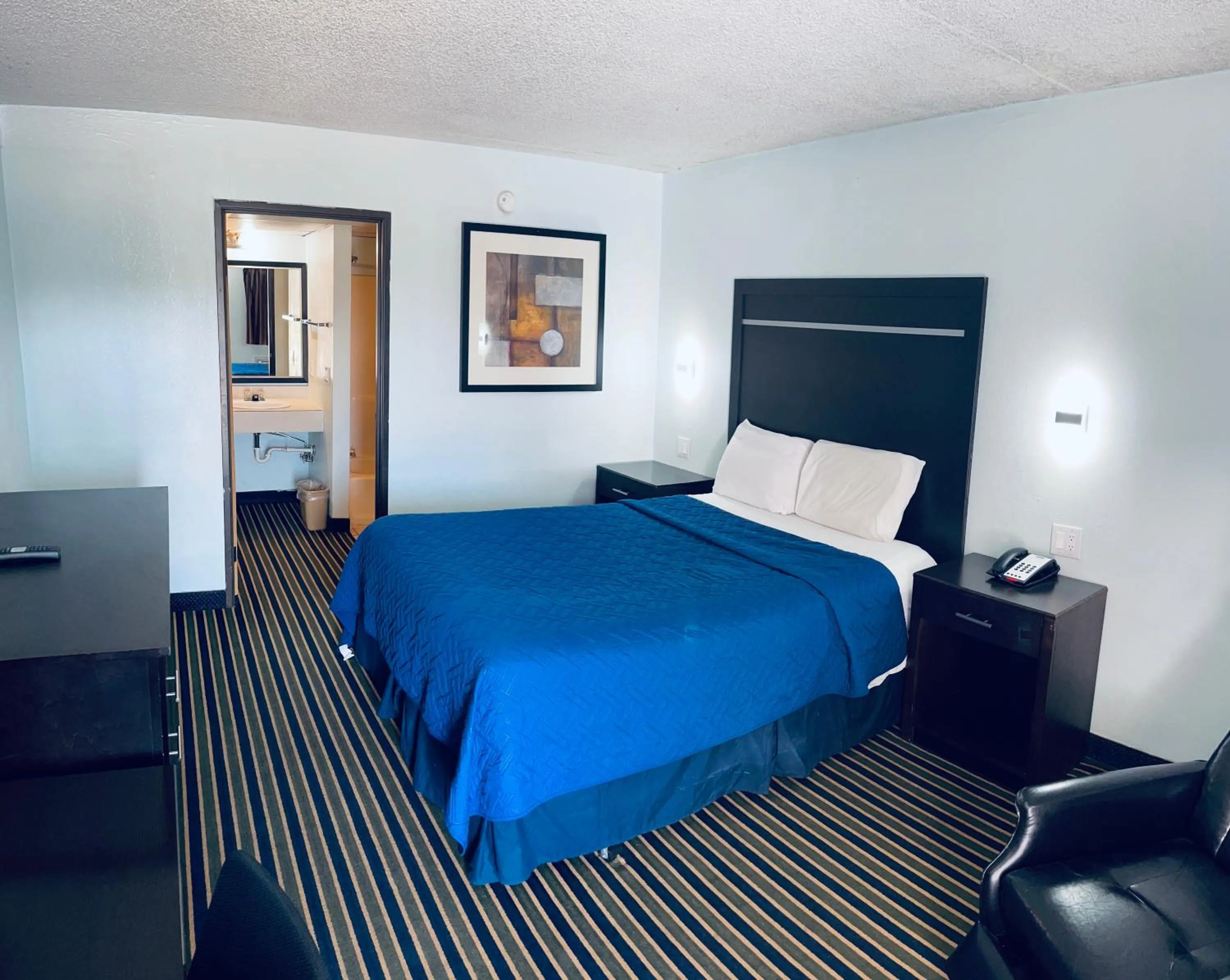 Bed in Executive Inn