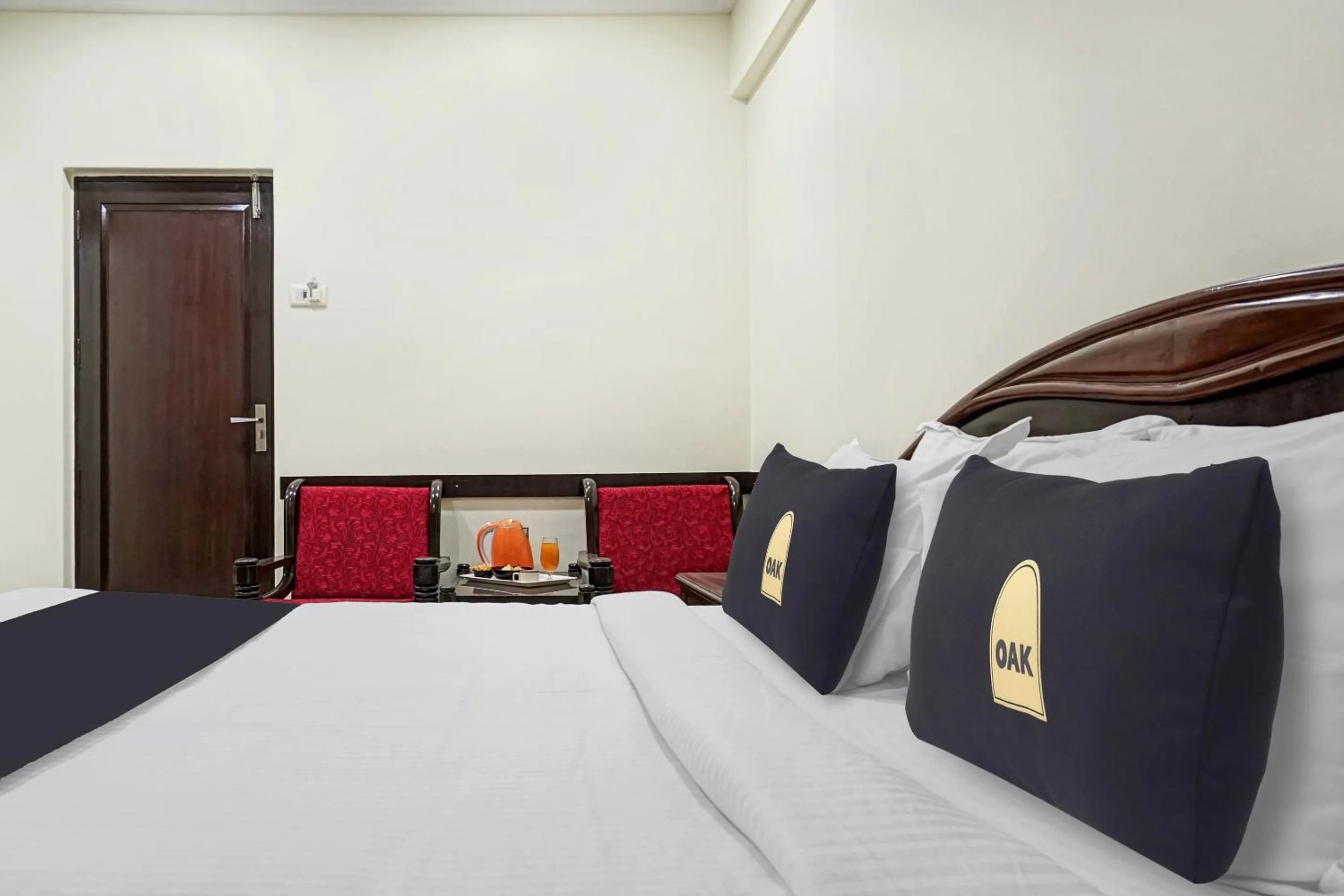 Bedroom, Bed in Townhouse OAK Gharonda Residency Near Sant Tukaram Nagar Metro Station