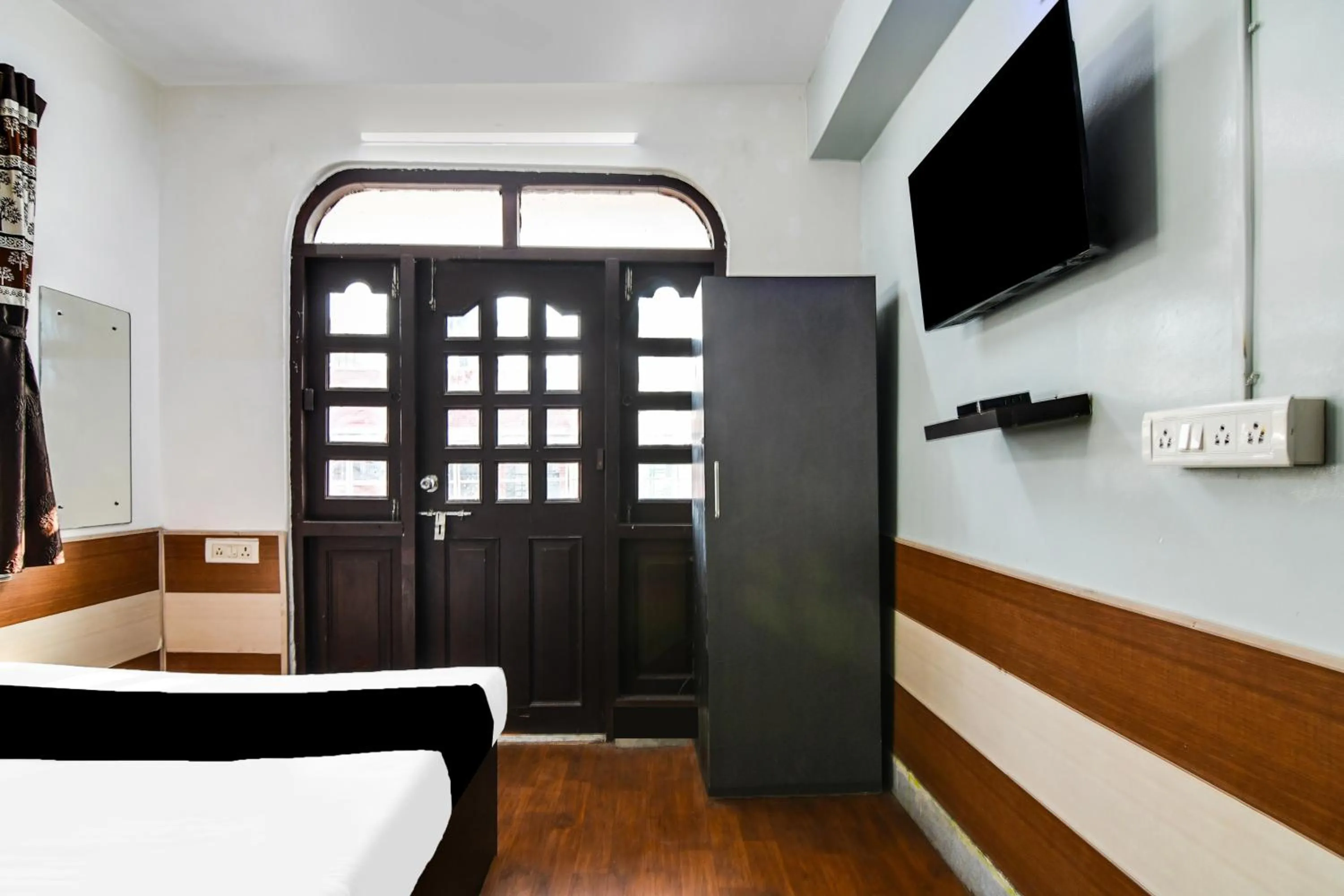 Bedroom, Bed in Super Hotel O Biswa Bangla Sarani