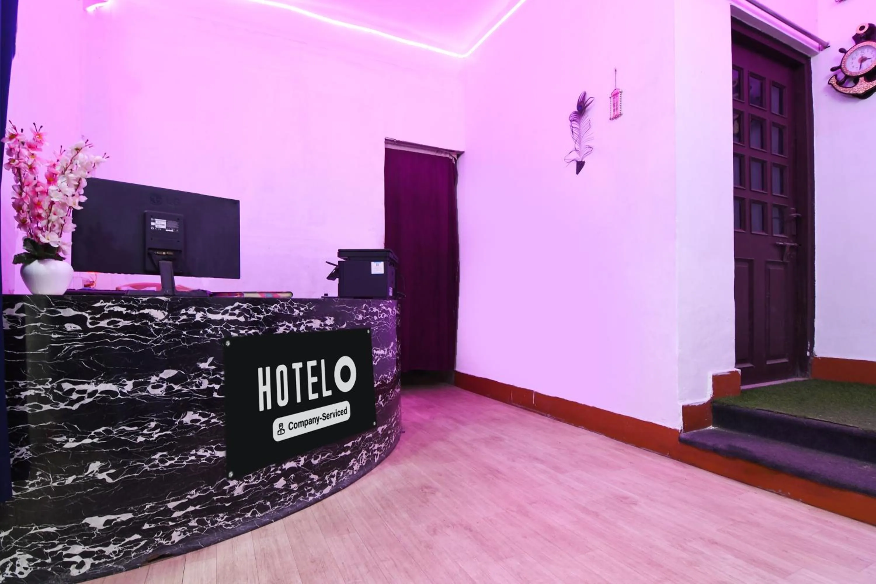 Lobby or reception in Super Hotel O Biswa Bangla Sarani
