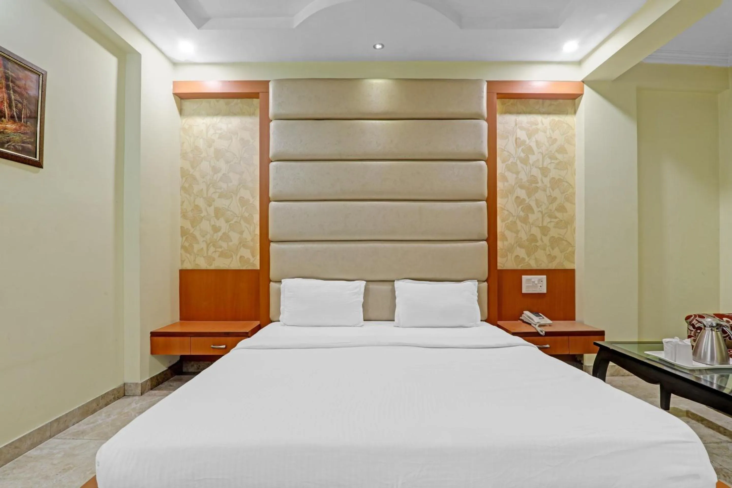 Bedroom, Bed in Super Capital O Townhouse Govinda Royal