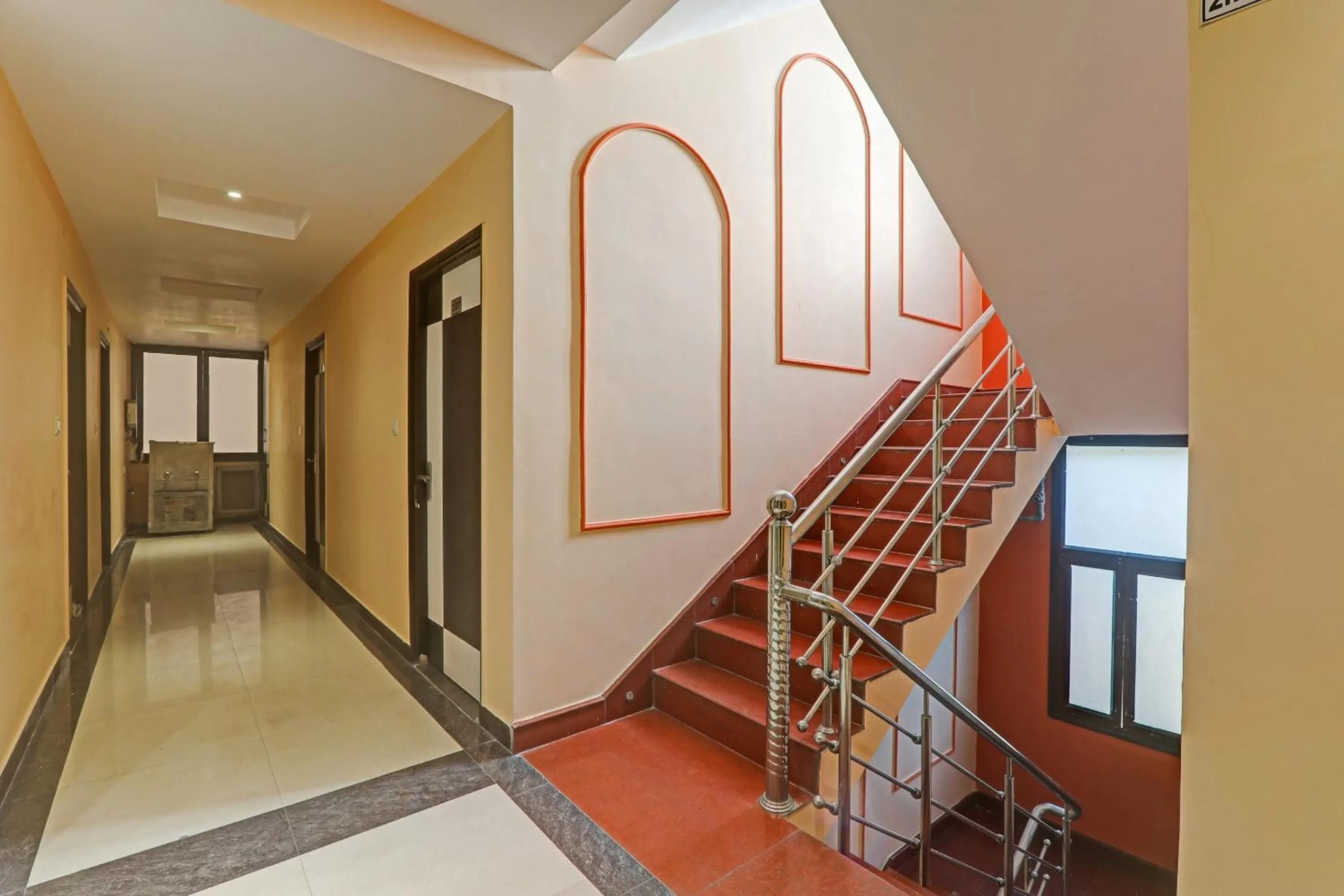 Lobby or reception in Super Capital O Townhouse Govinda Royal